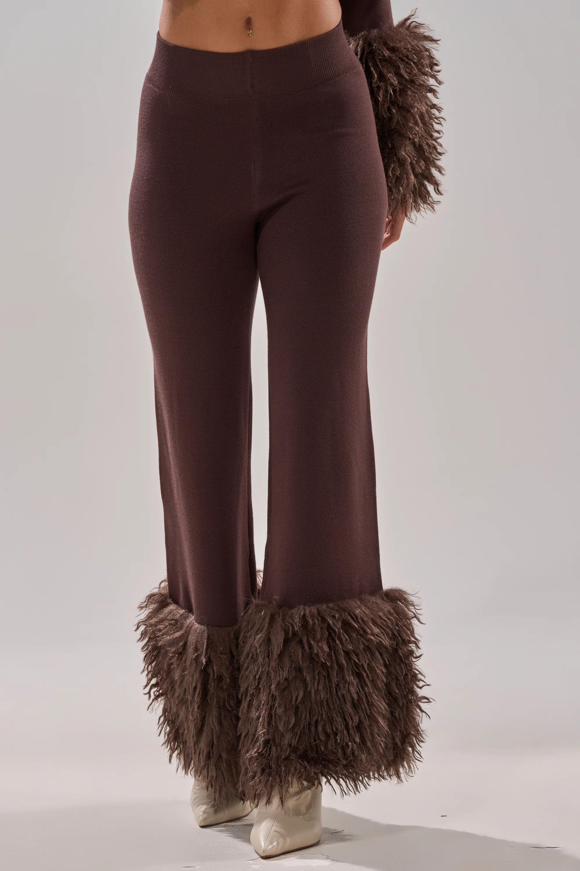 COZY VIBES SWEATER PANT WITH FUR CUFF IN BROWN - Image 3