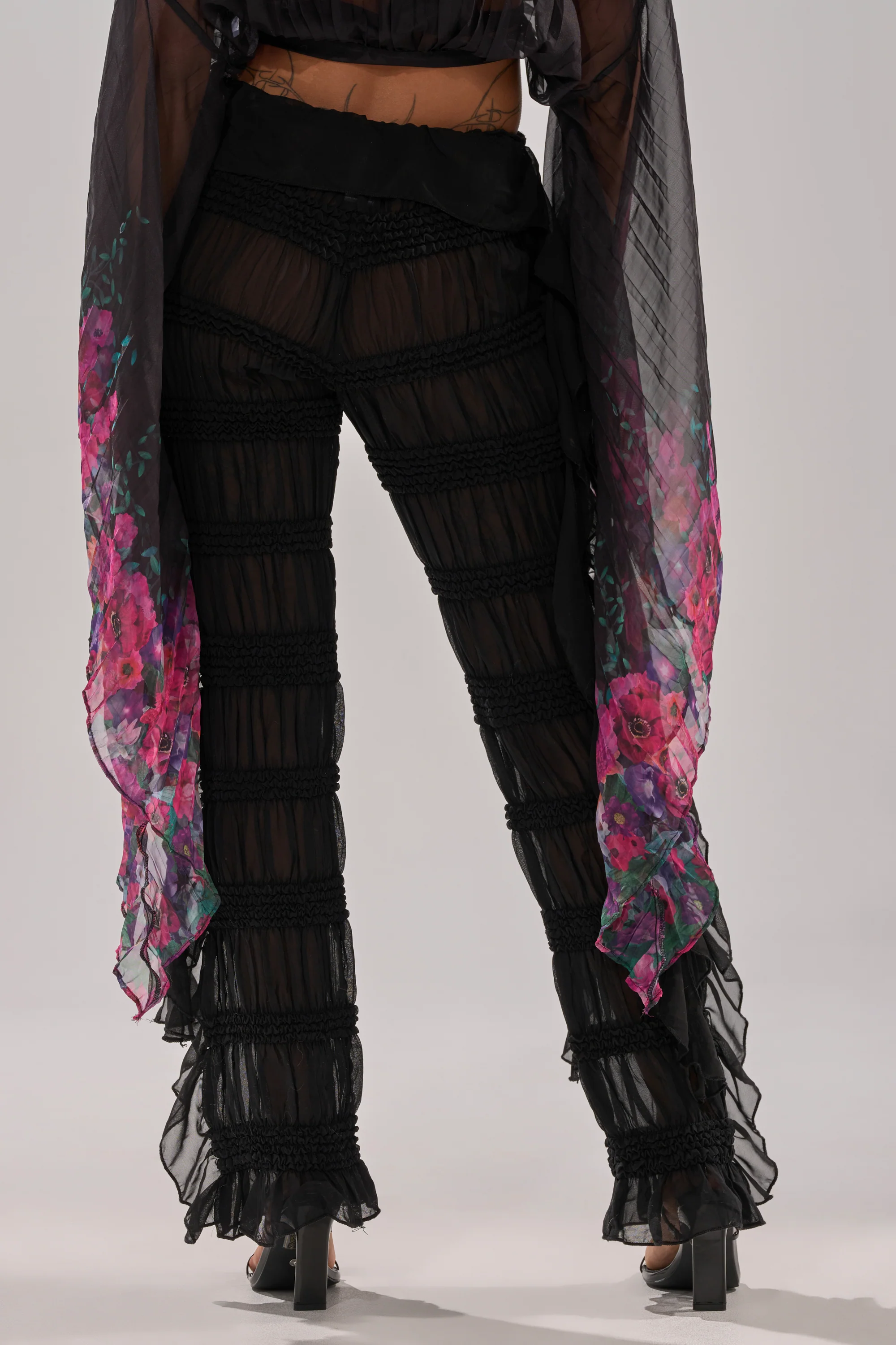 DANCING QUEEN RUFFLE PANT - Image 4