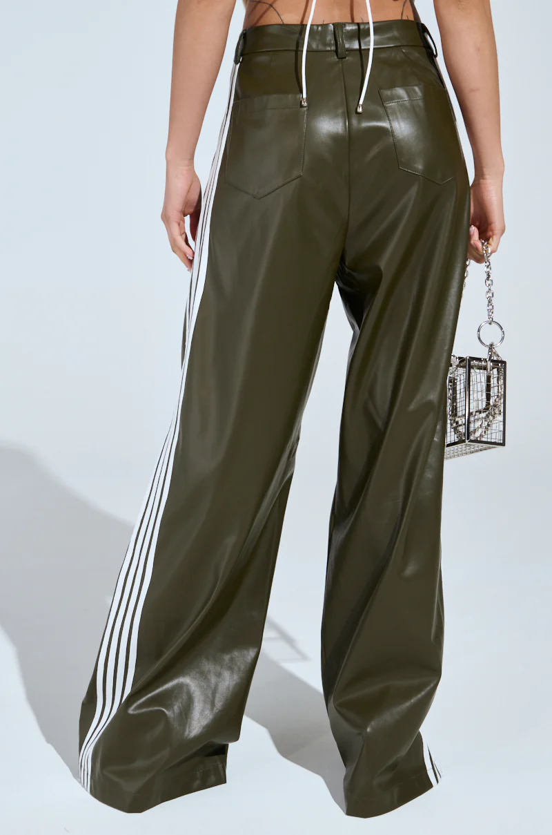 DAY TIME LOVIN TROUSER IN OLIVE - Image 4