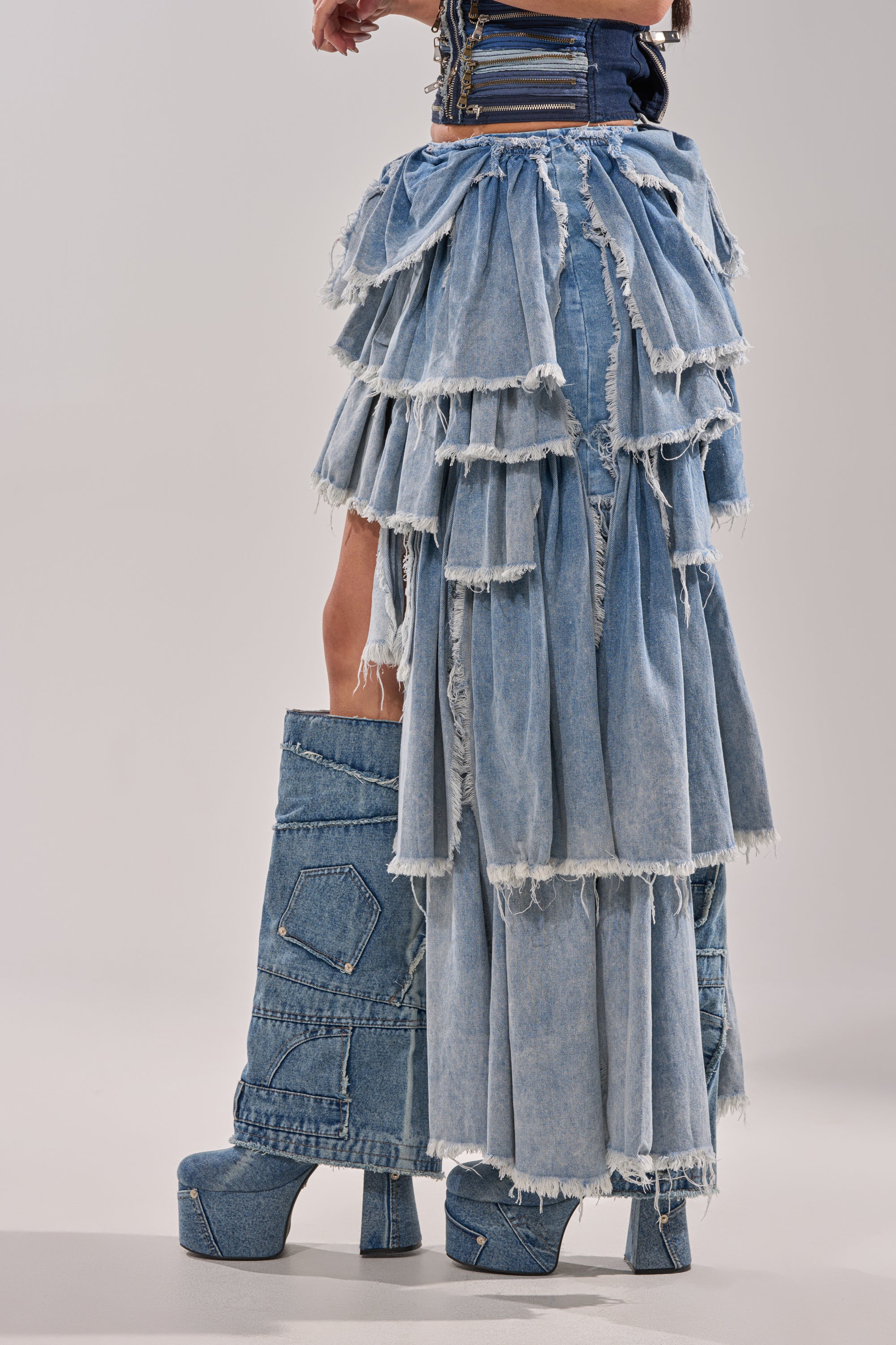 DISTRESSED TIERED ASYMMETRIC MIDI SKIRT - Image 5