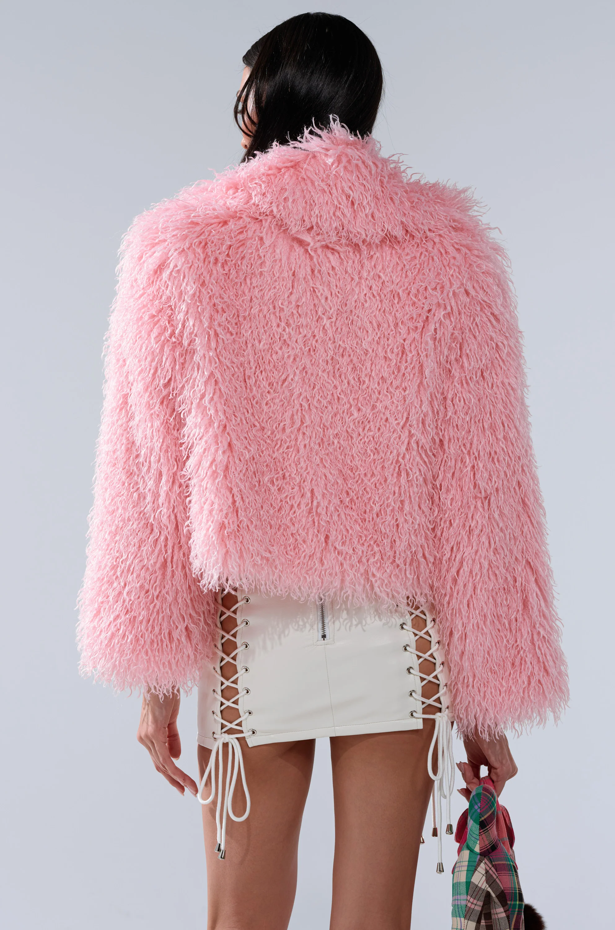 DIVINE FEMININE FAUX FUR COAT - Image 5