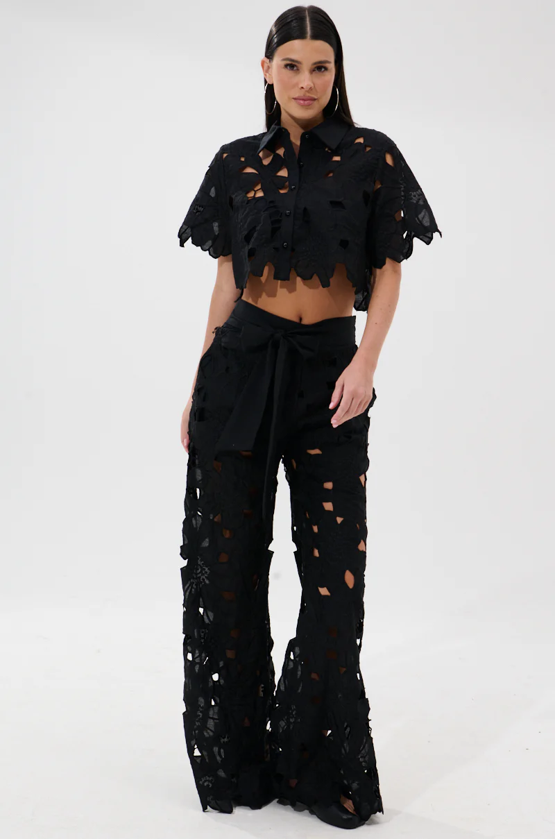 DOLLY FLORAL BUTTON DOWN BLOUSE - Image 7
