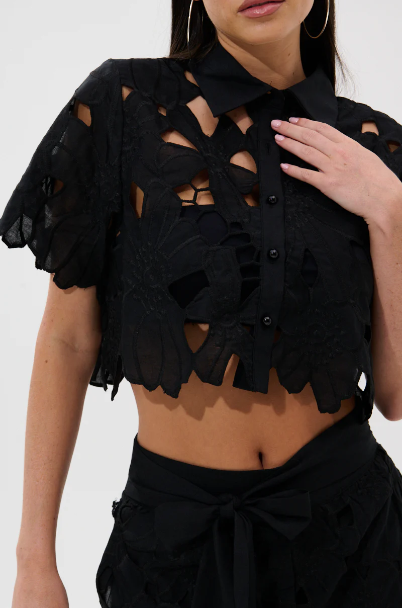 DOLLY FLORAL BUTTON DOWN BLOUSE - Image 9