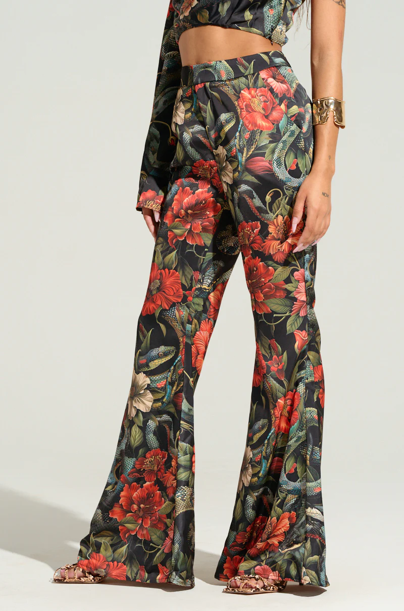 DON'T GET IT TWISTED PRINTED SATIN TROUSER - Image 3