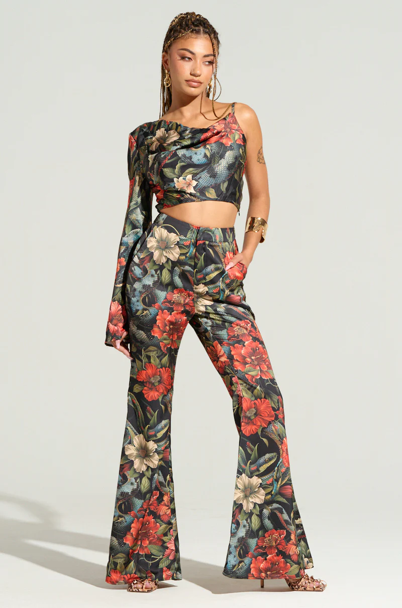 DON'T GET IT TWISTED PRINTED SATIN TROUSER - Image 5