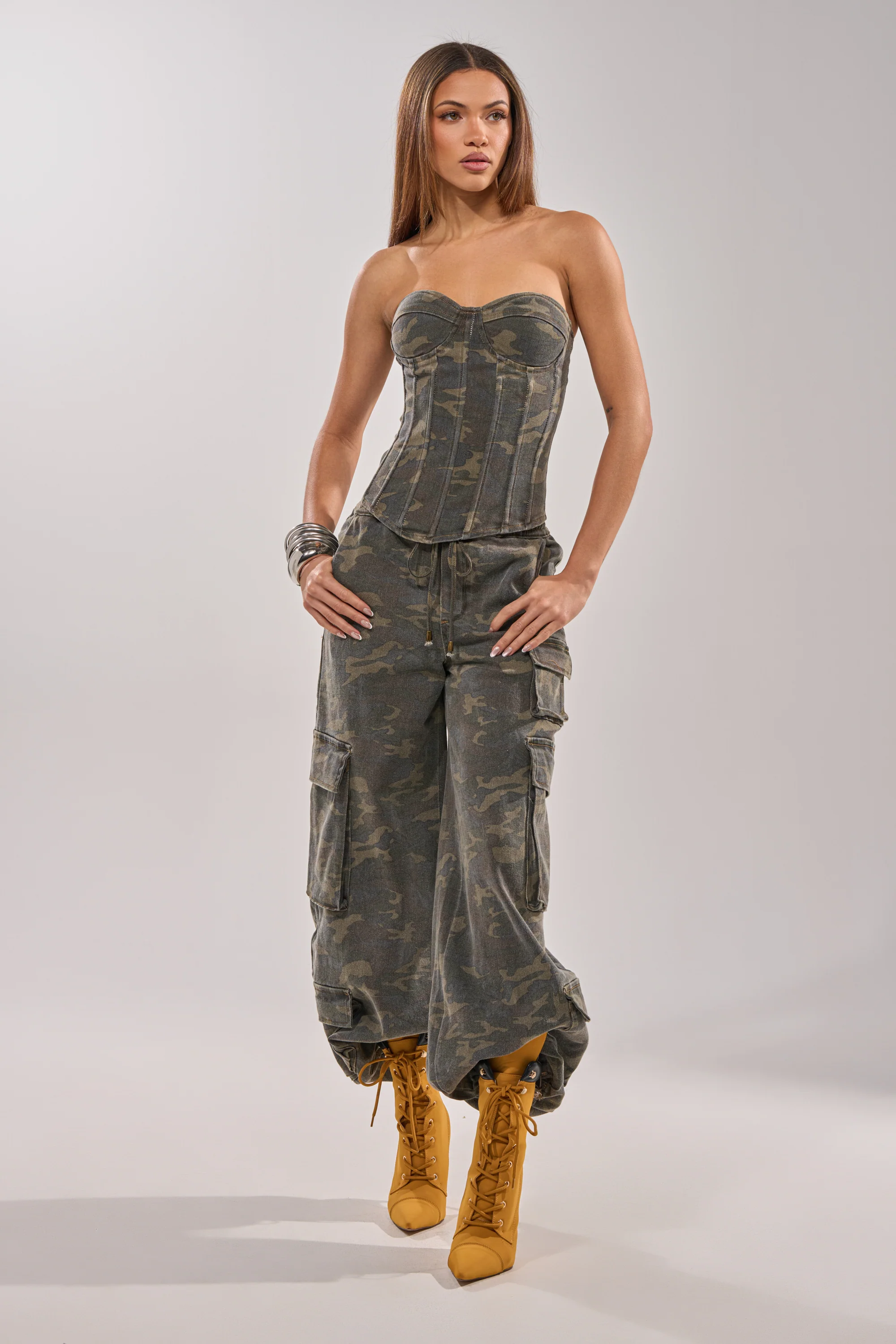 DOWN AND DIRTY CAMO CORSET - Image 6