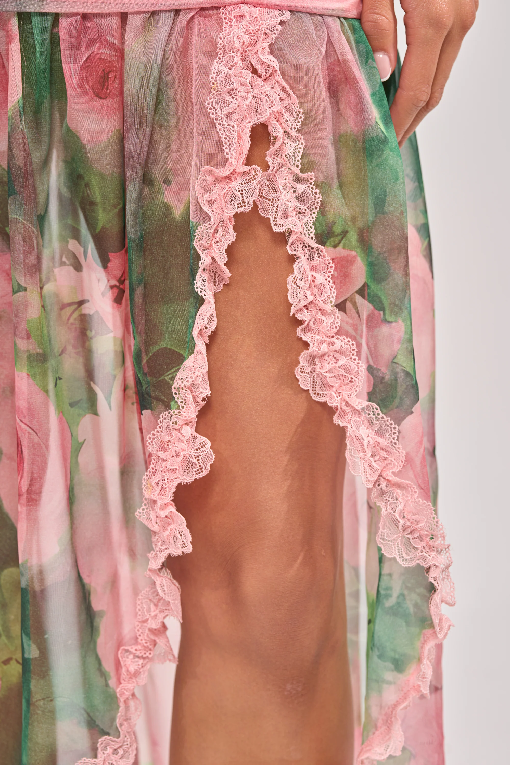 DREAMING FLORAL MAXI SKIRT - Image 8