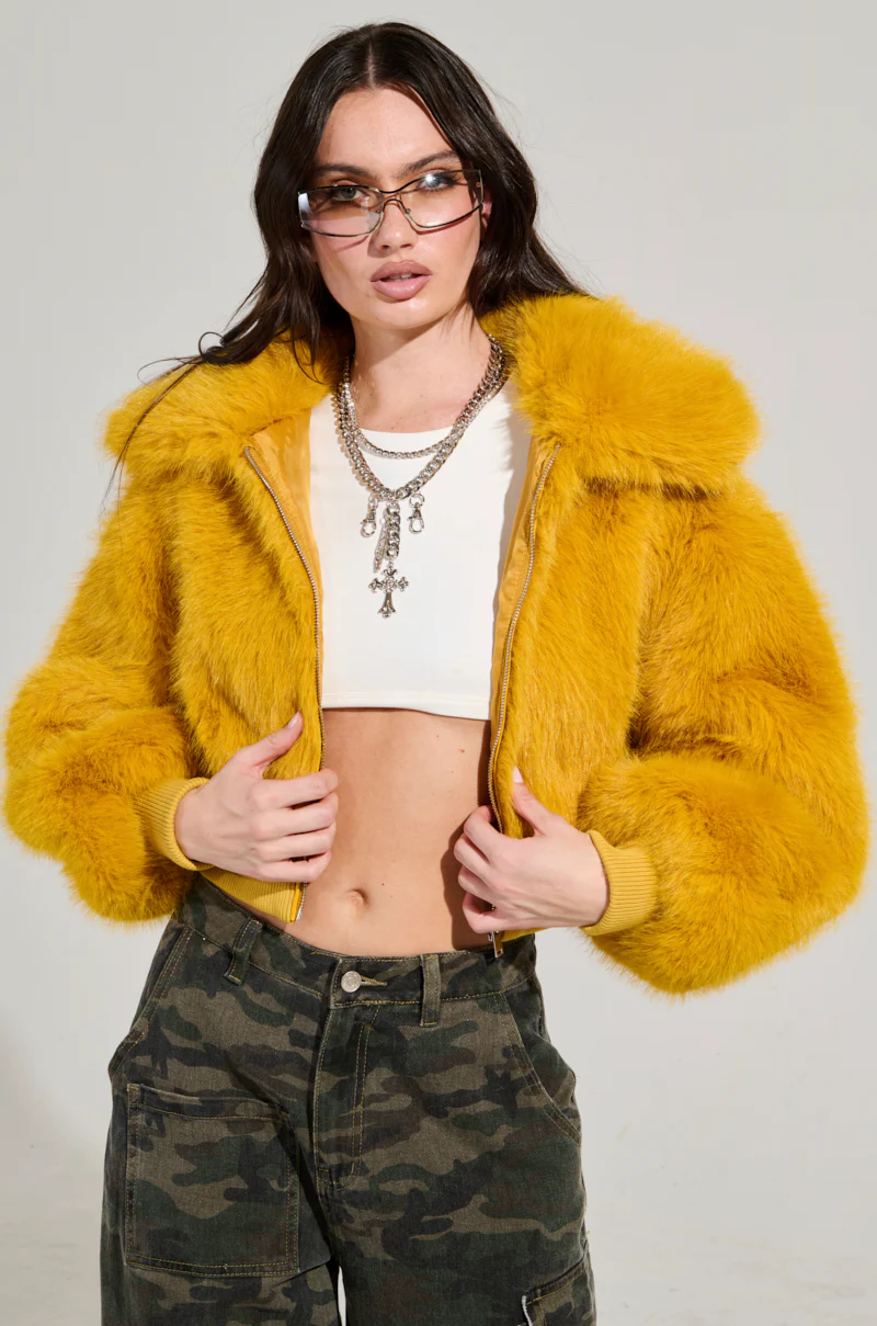 DREW FAUX FUR BOMBER IN YELLOW - Image 4