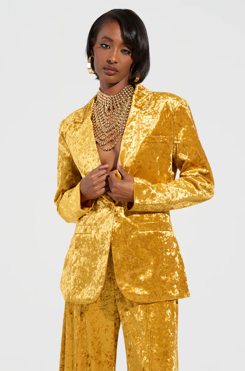 DRIPPING IN GOLD CRUSHED VELVET BLAZER - Image 2