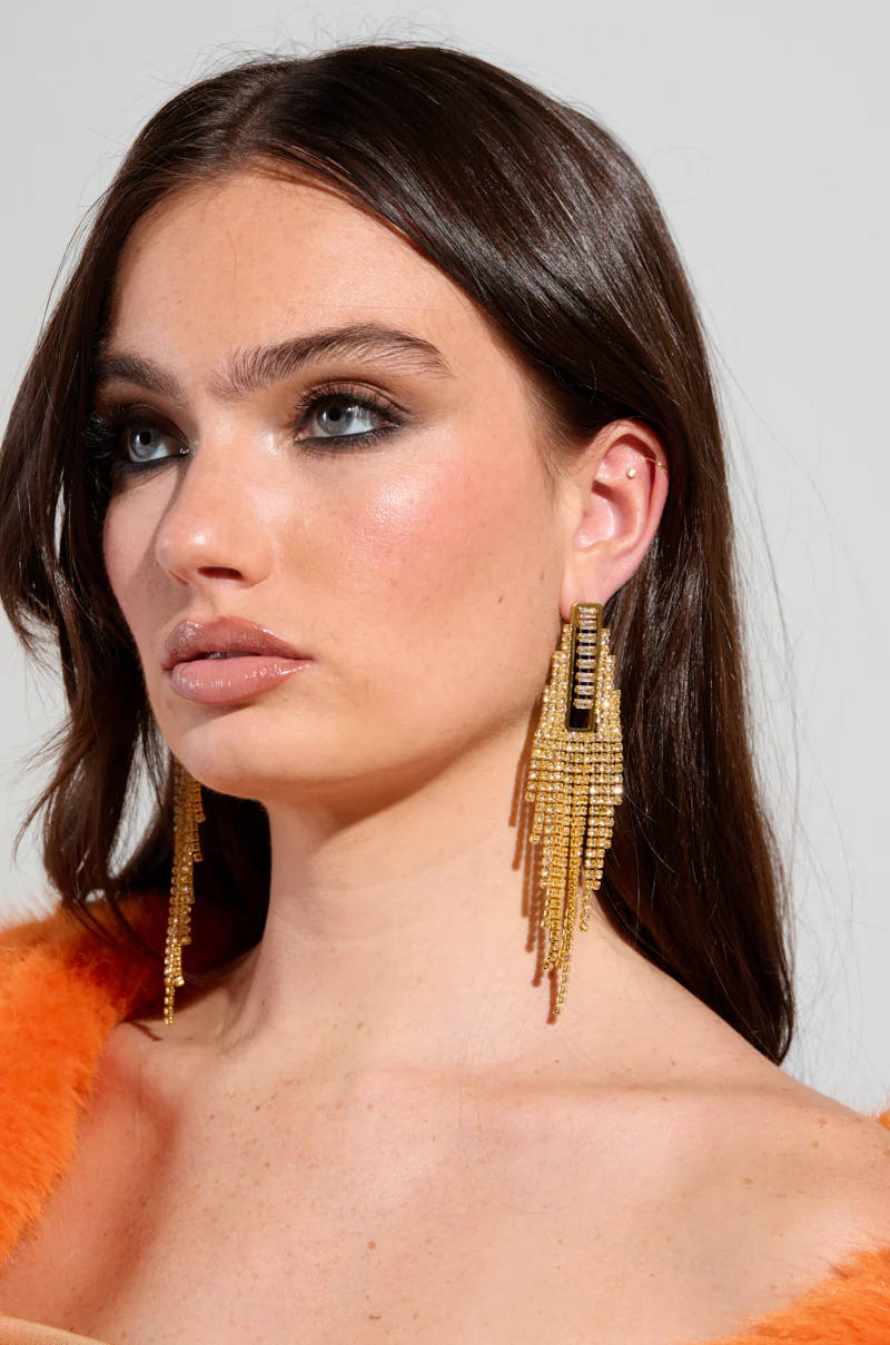 ITS GIVING SEASON EARRING IN GOLD - Image 2