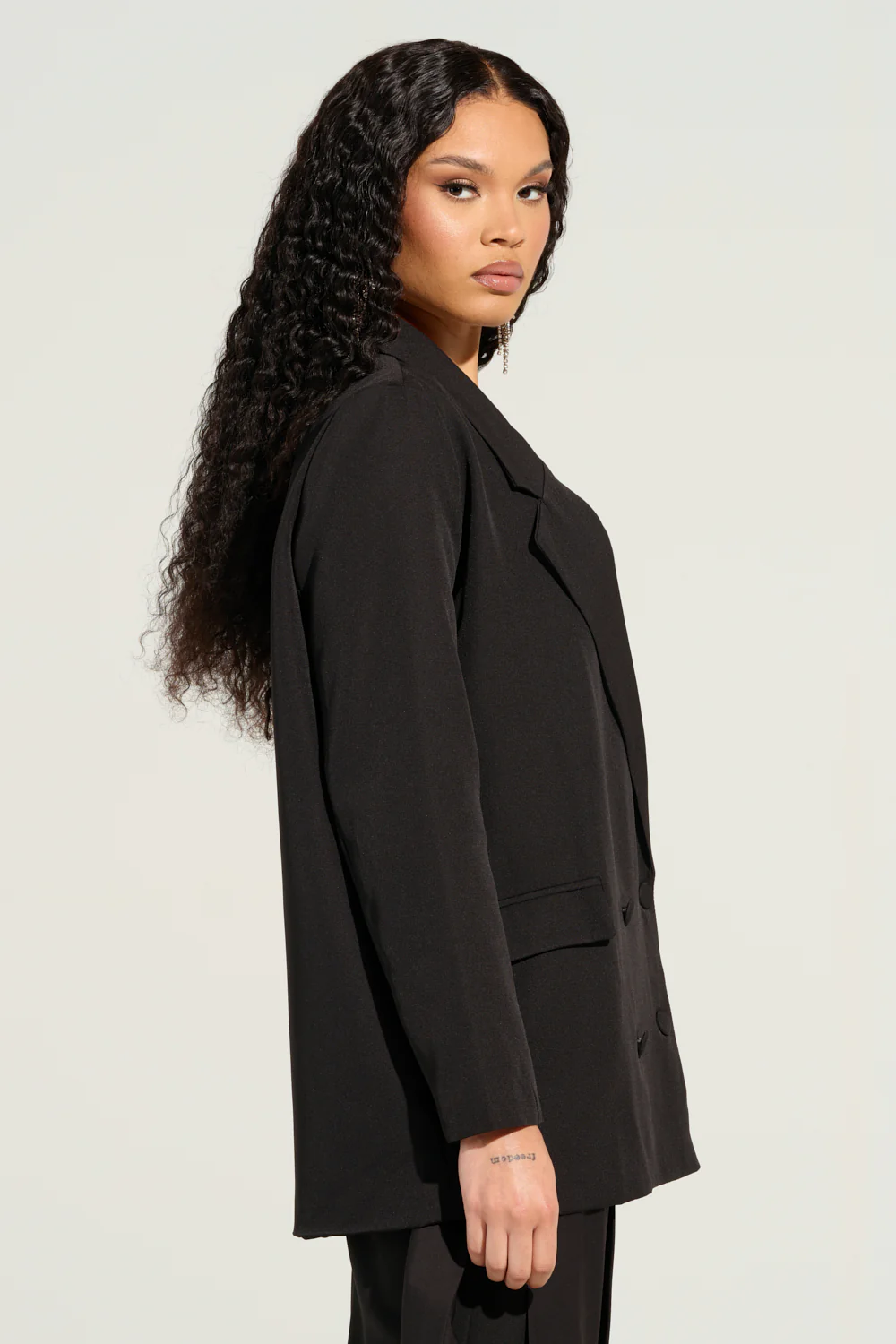 EASY DOES IT RELAXED FIT BLAZER - Image 4