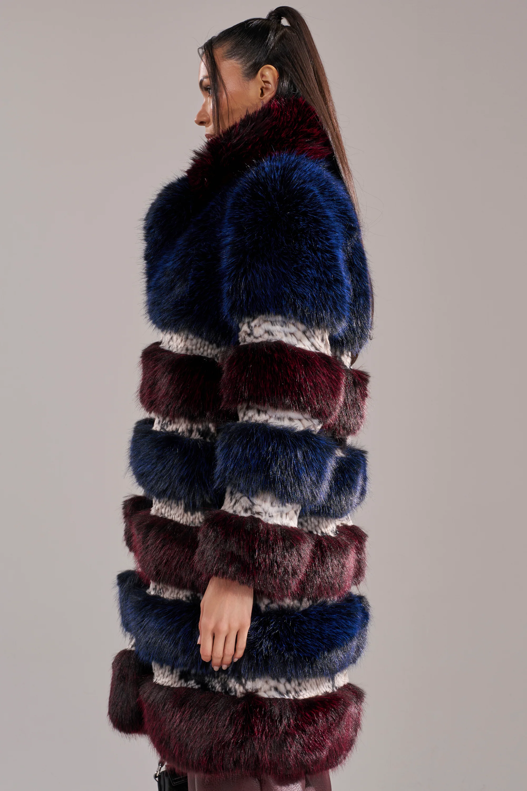 EGO PANELED FAUX FUR COAT - Image 4