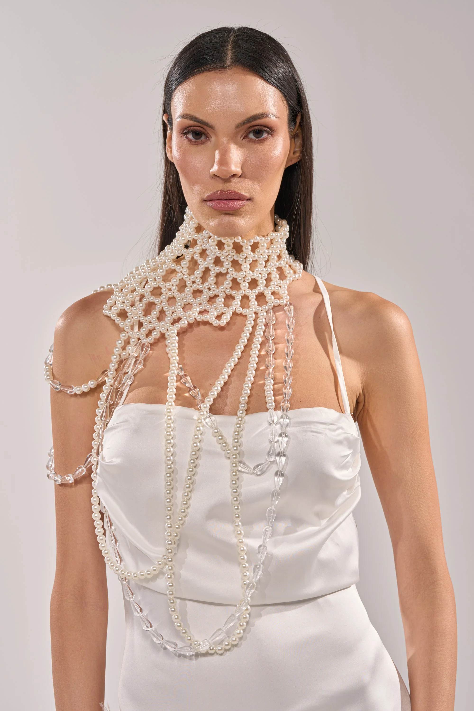 ELEGANCE IS ME STATEMENT NECKLACE - Image 3