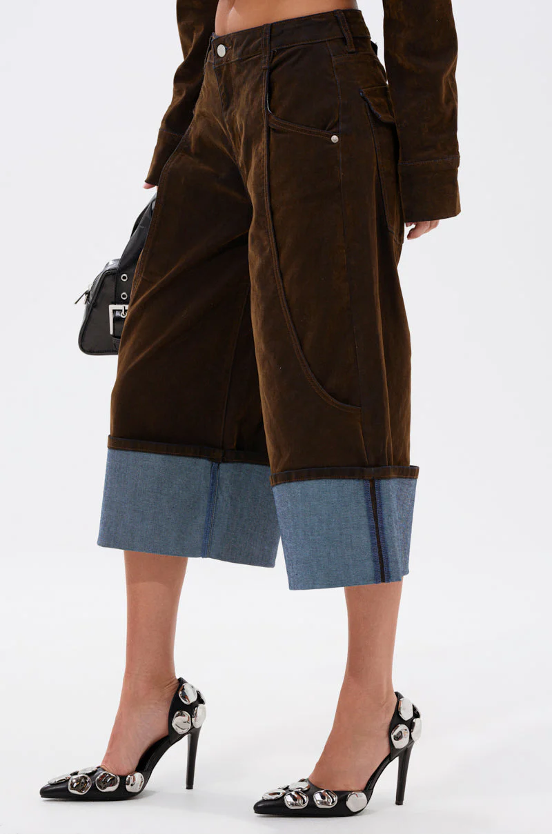 FALL VIBES VELVET BERMUDA SHORT - Image 8