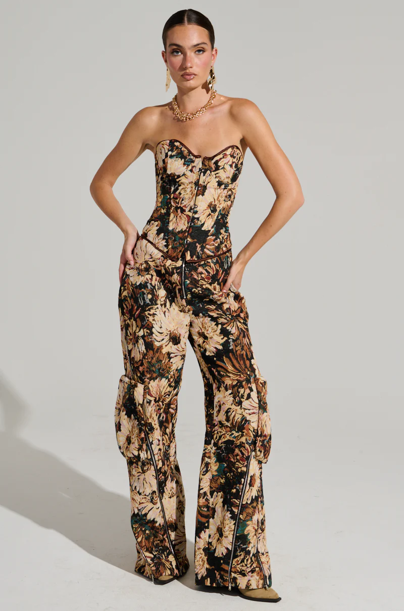 FANTASY CAPTURED CORSET - Image 6