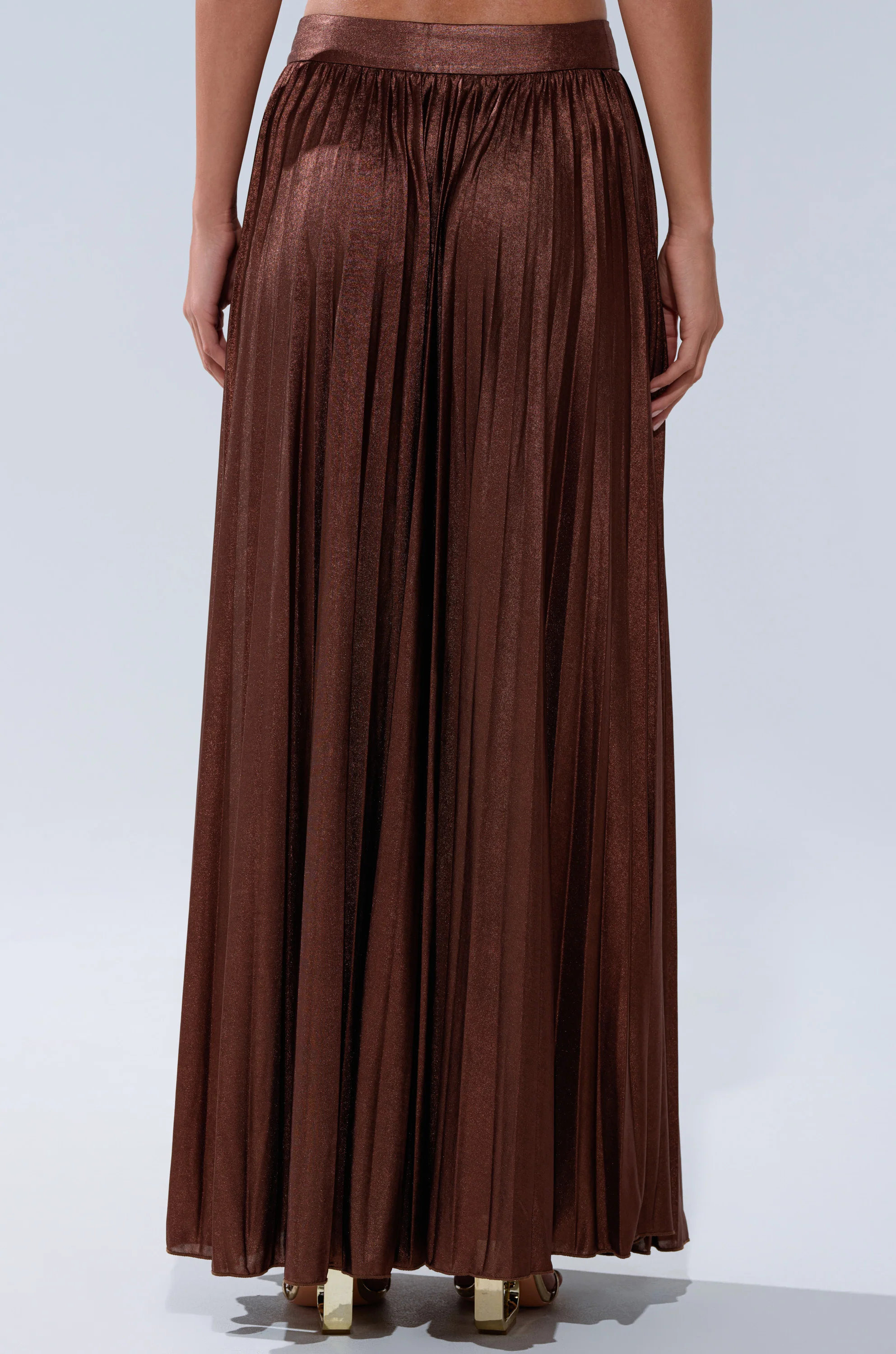 FARAH SLINKY PLEATED MAXI SKIRT - Image 4