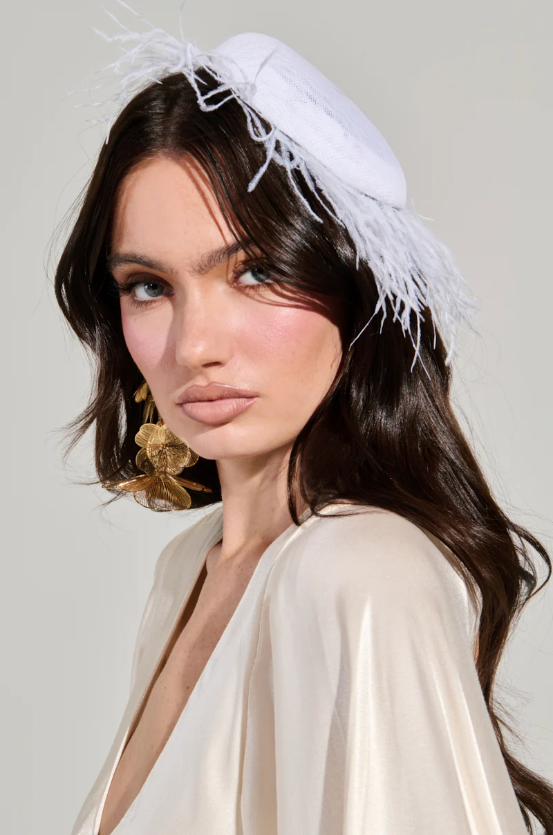 FEATHER FAN CLIP ON HAT - Image 2