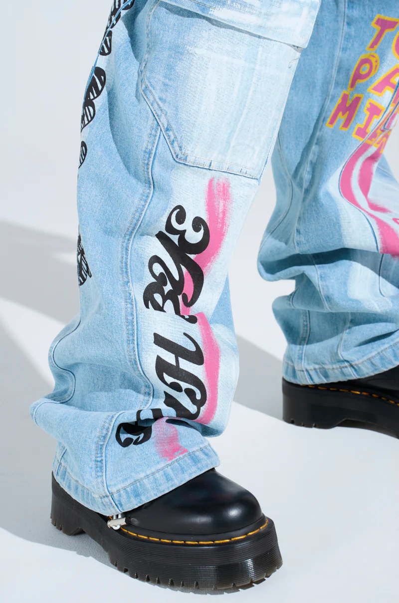 FIRST CLASS TICKET GRAPHIC CARGO RELAXED LEG JEANS - Image 13