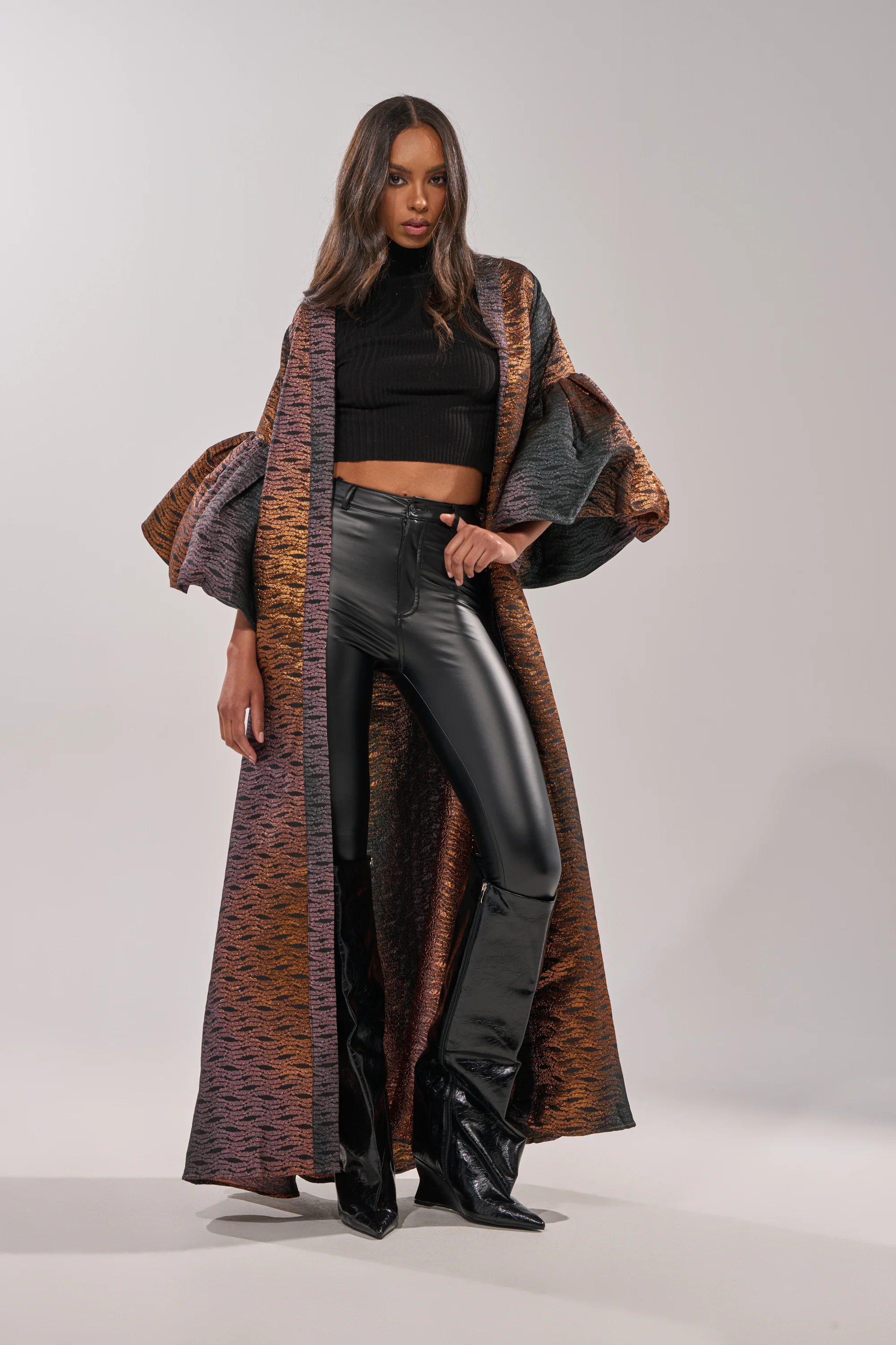 FLORENCE BROCADE PUFF SLEEVE DUSTER - Image 5