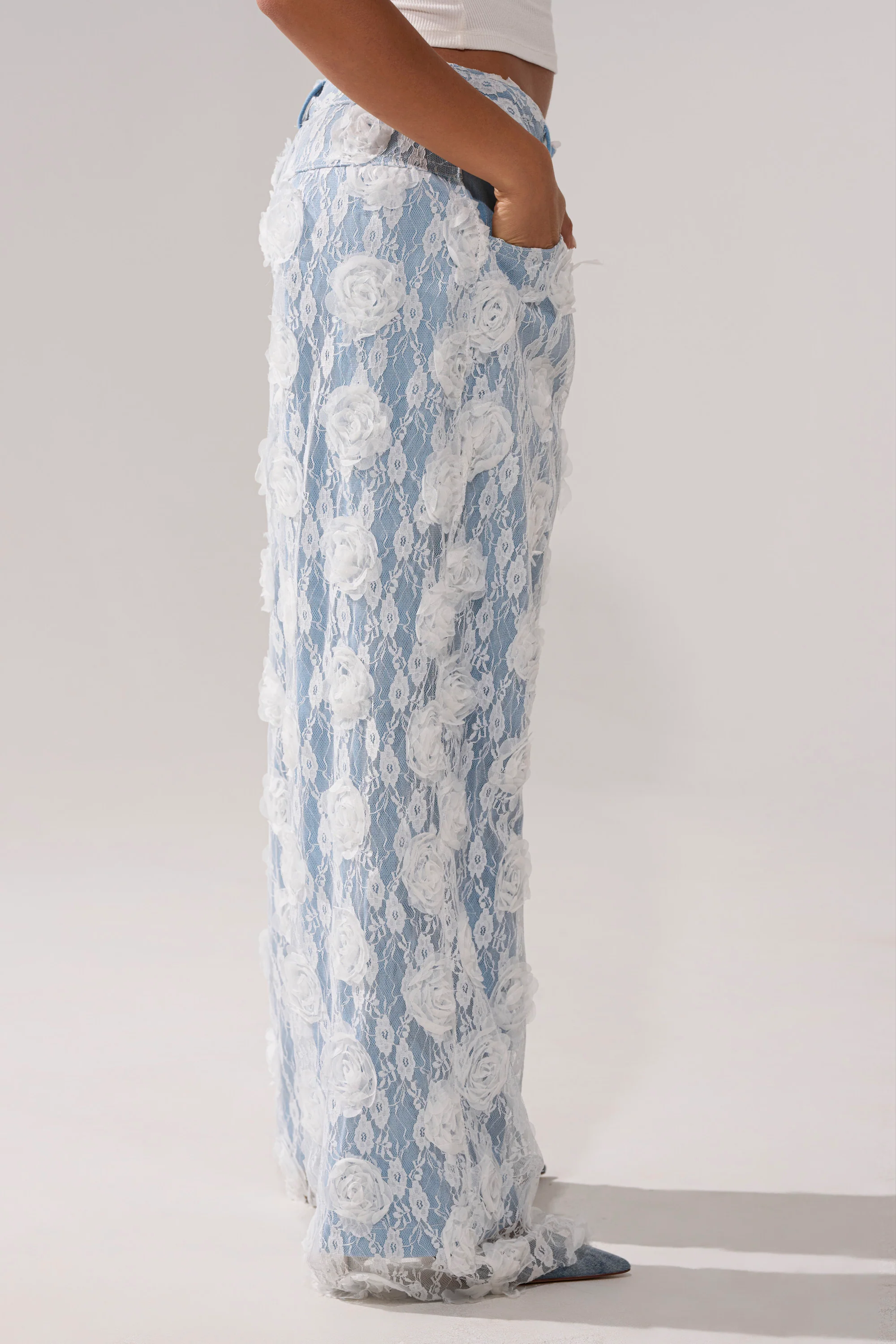 FOLLOW MY LEAD APPLIQUE WIDE LEG DENIM - Image 4