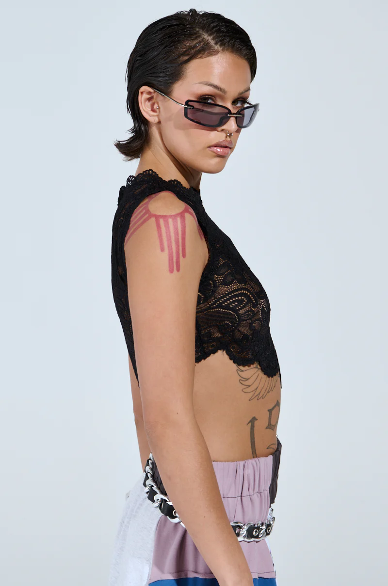 FREE FALLING LACE TOP - Image 4