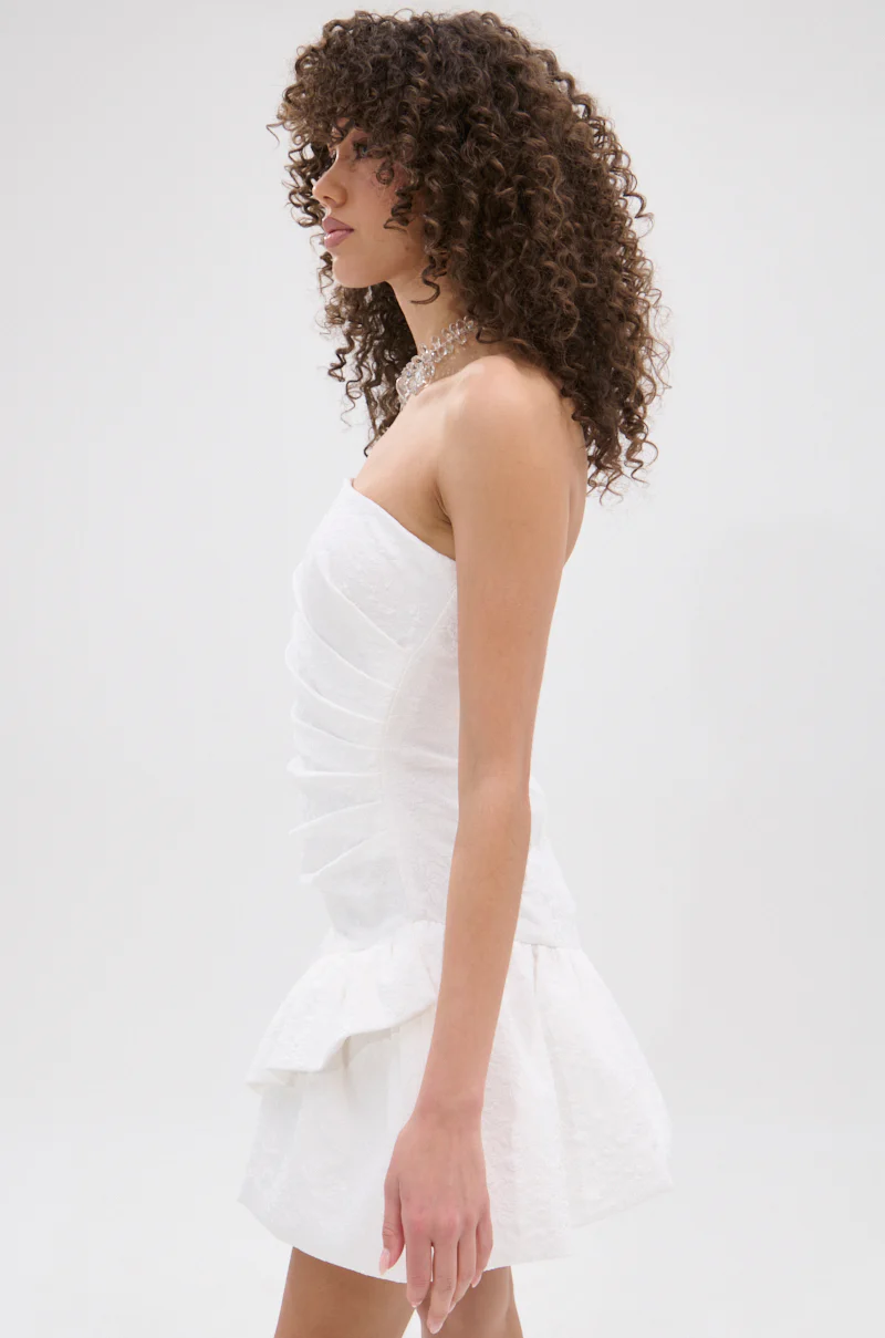 GARDEN PARTY MINI DRESS IN WHITE - Image 3