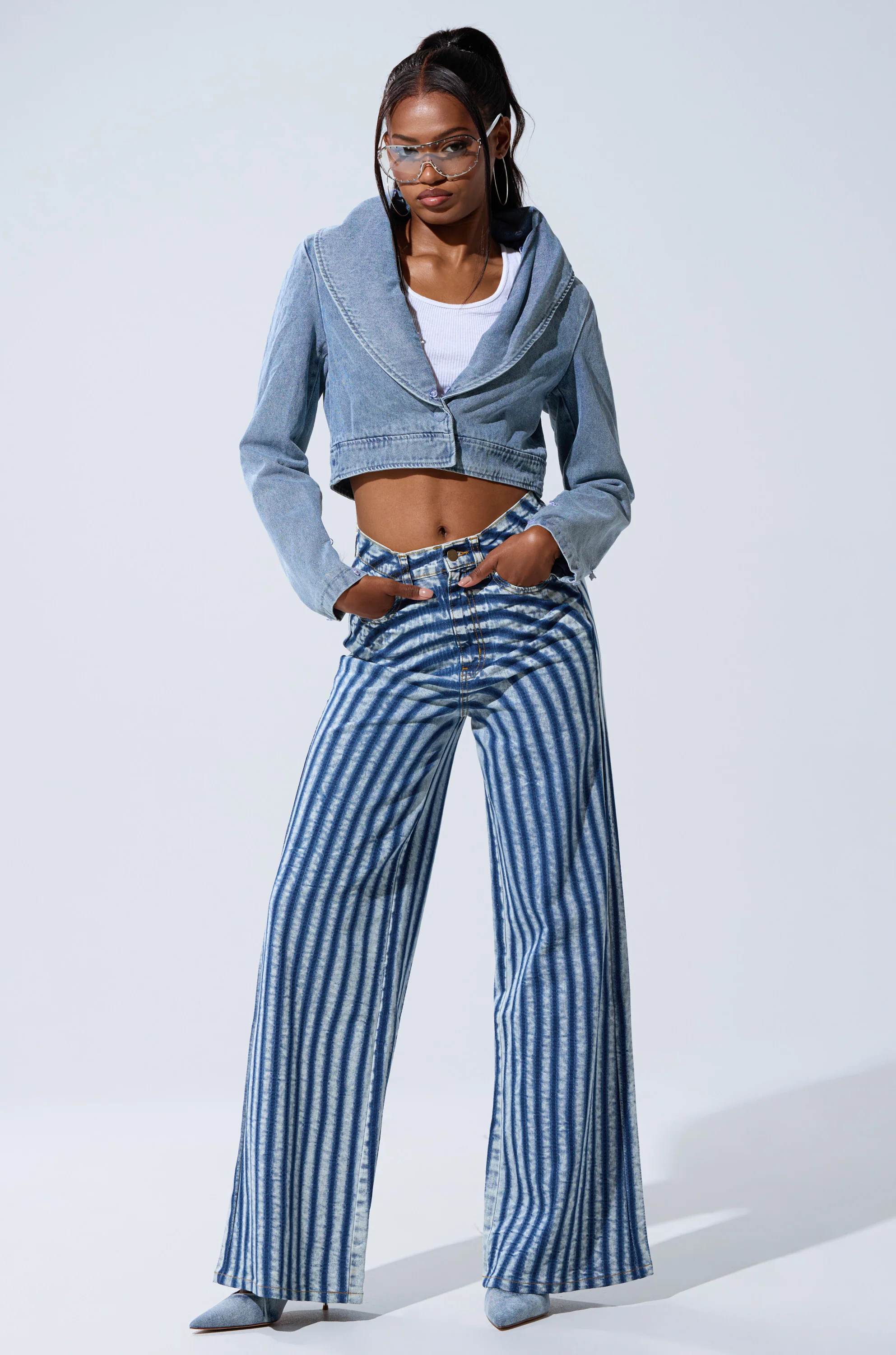 GISELE CROP DENIM BLAZER - Image 12