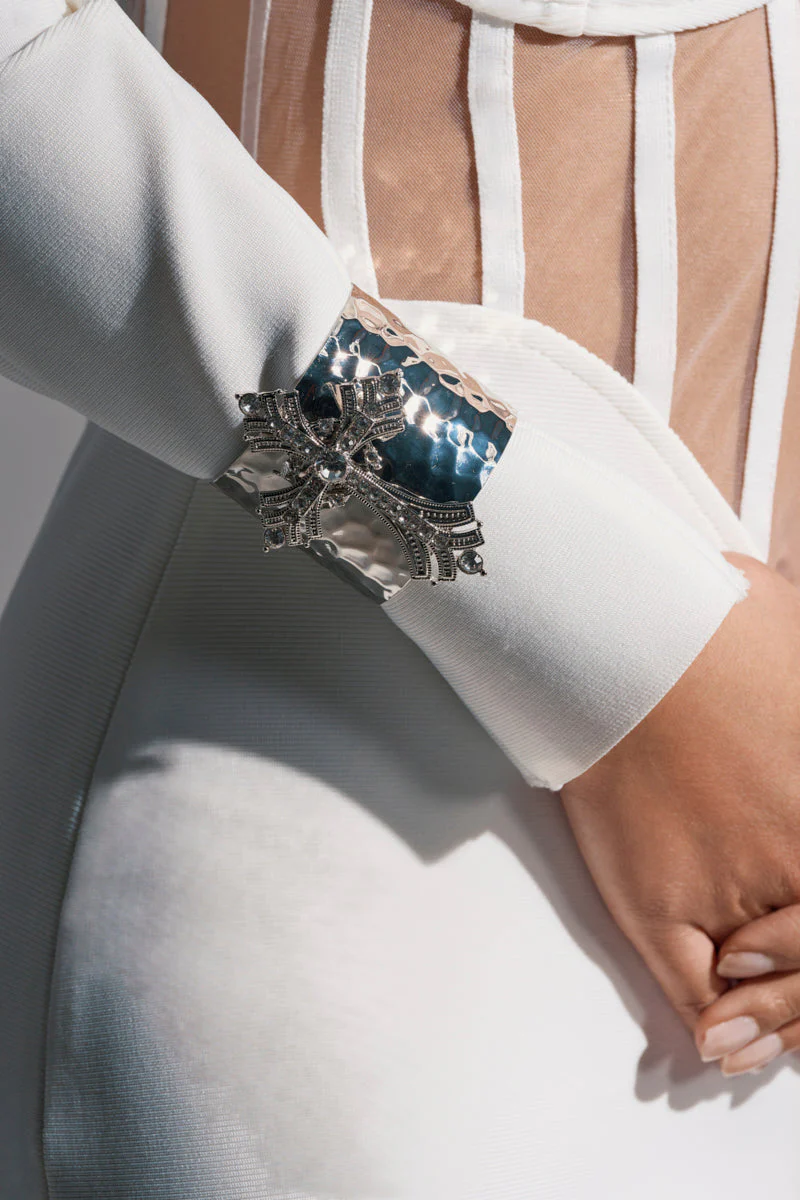 GIVING ENERGY CUFF - Image 2