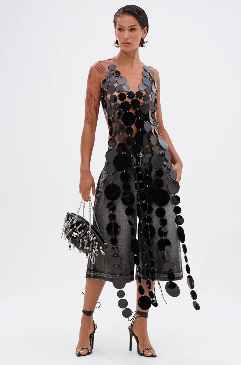 GLAMOROUS CHAIN DETAIL HALTER TOP - Image 3