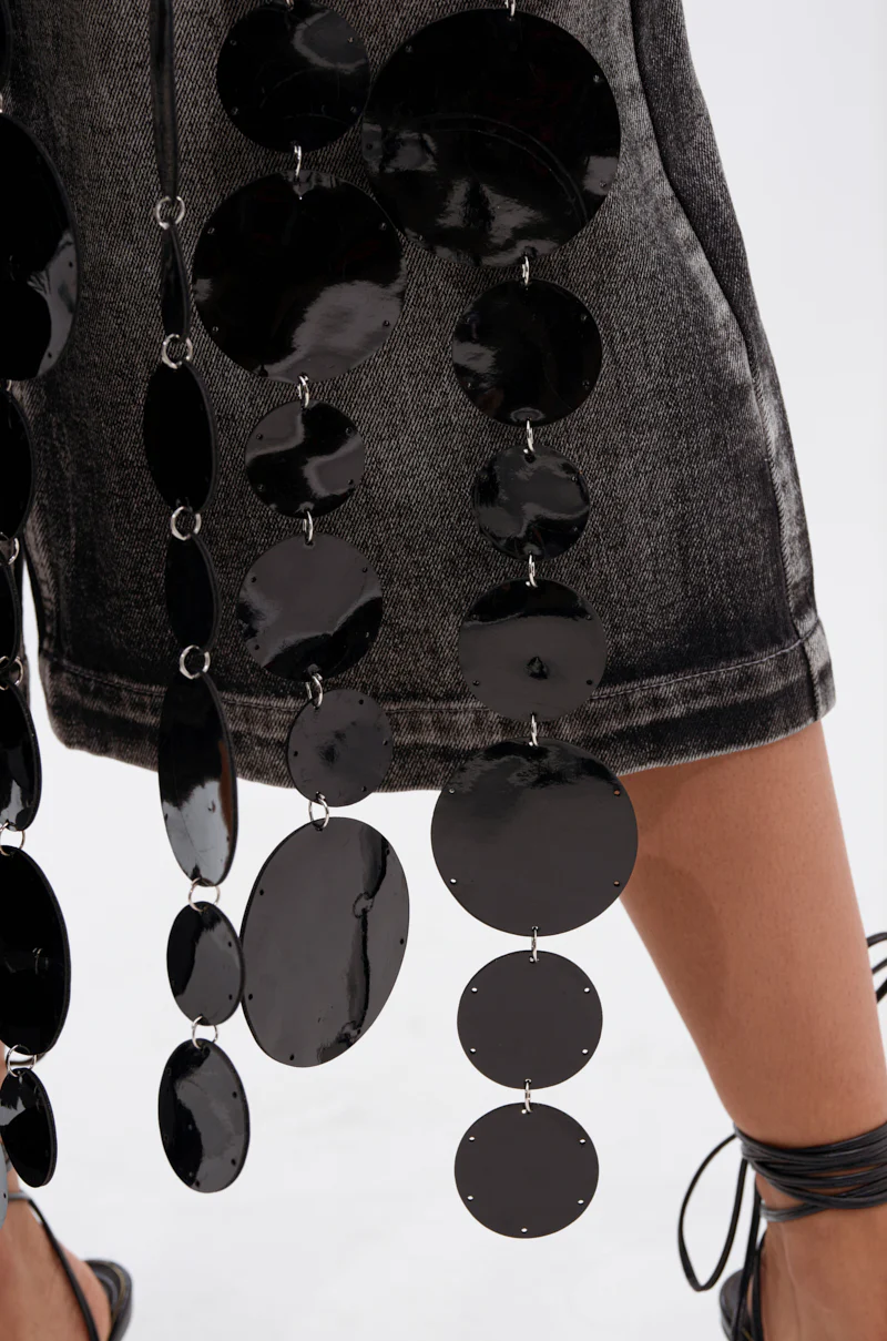 GLAMOROUS CHAIN DETAIL HALTER TOP - Image 7