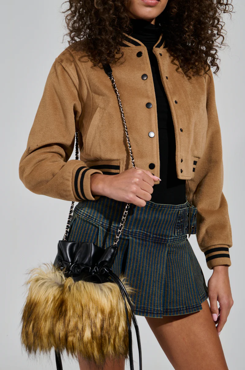 GRACELLE BUCKET BAG - Image 2