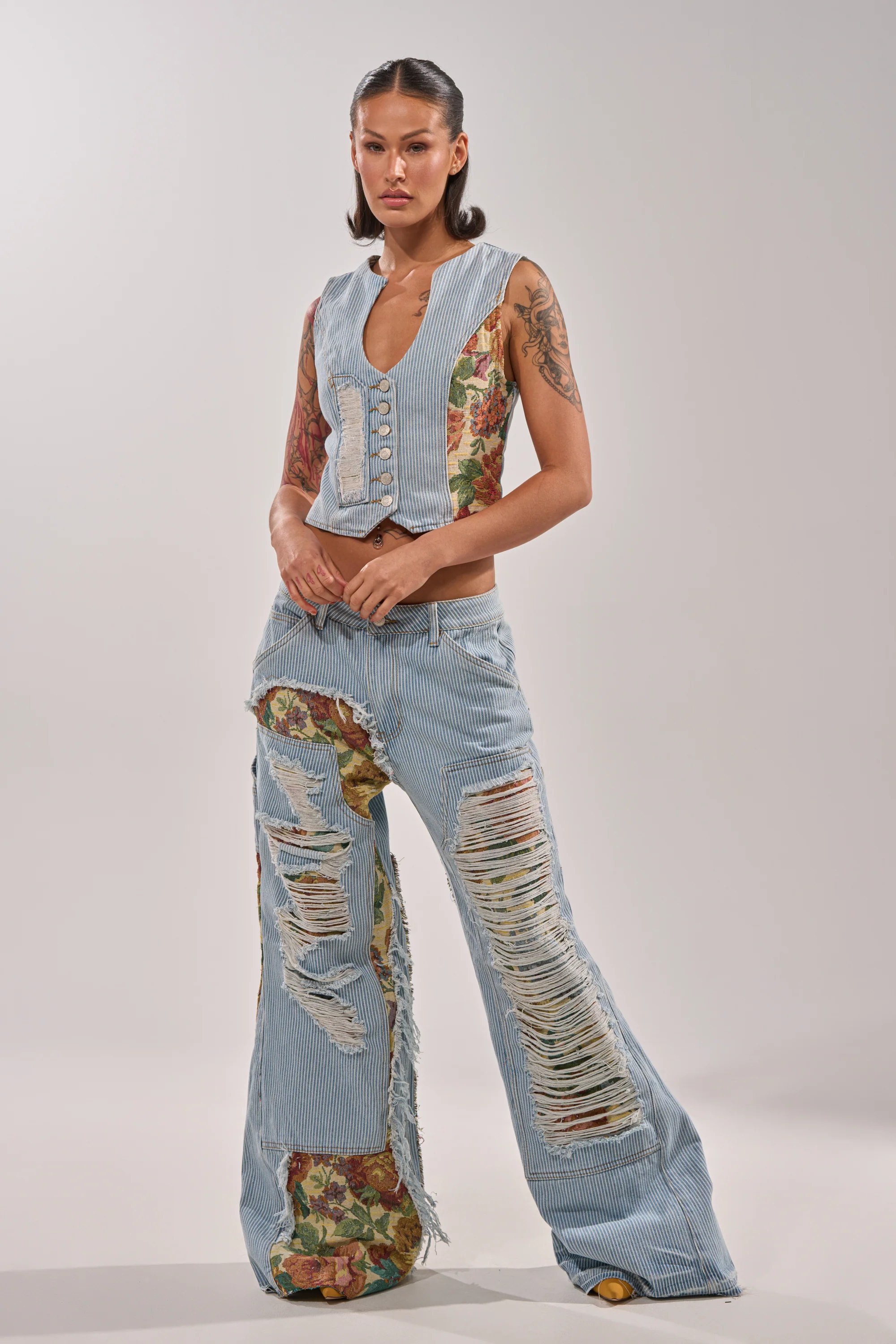 GUESS WHO STRIPE DENIM BUTTON DOWN - Image 5