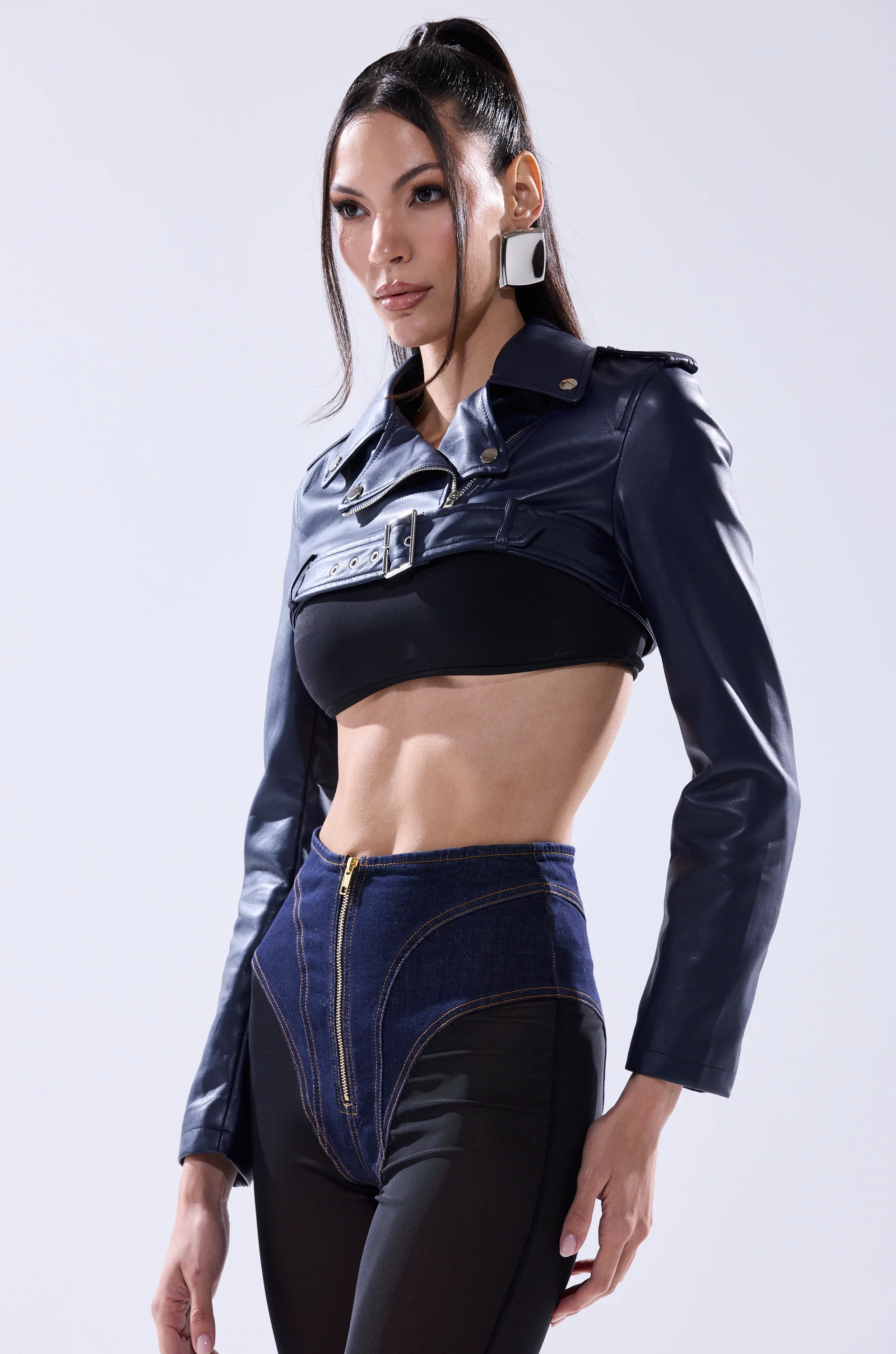 HARLEY LUXE ULTRA CROP MOTO IN NAVY - Image 5