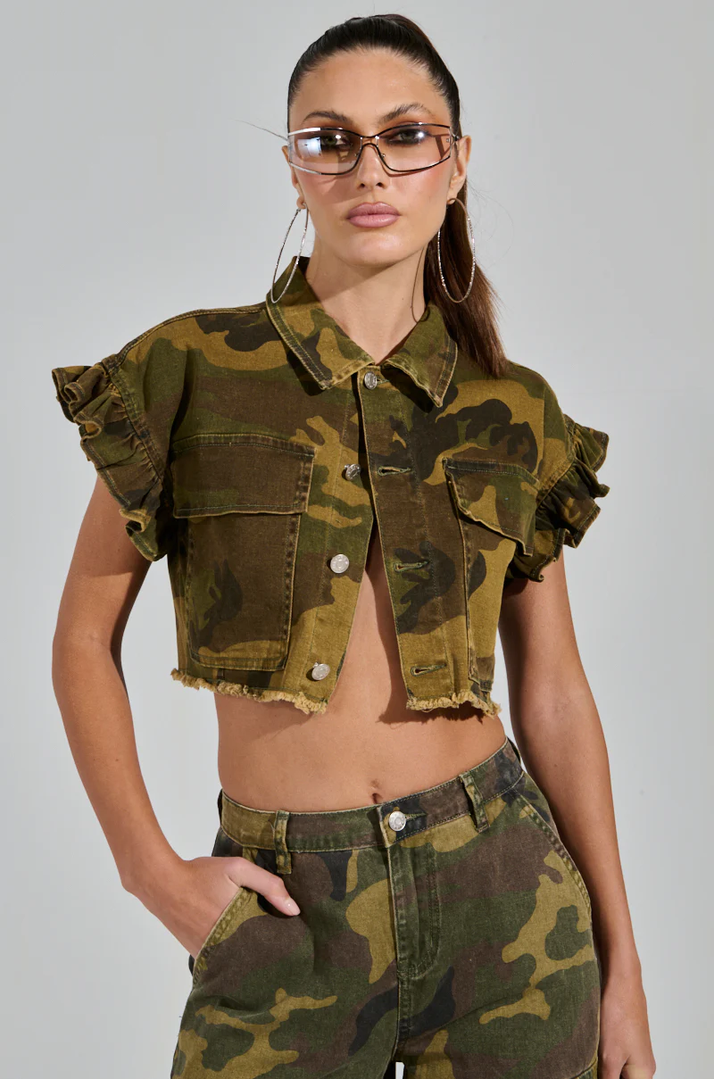 HIDDEN IN PLAIN SIGHT CROPPED BUTTON DOWN - Image 4