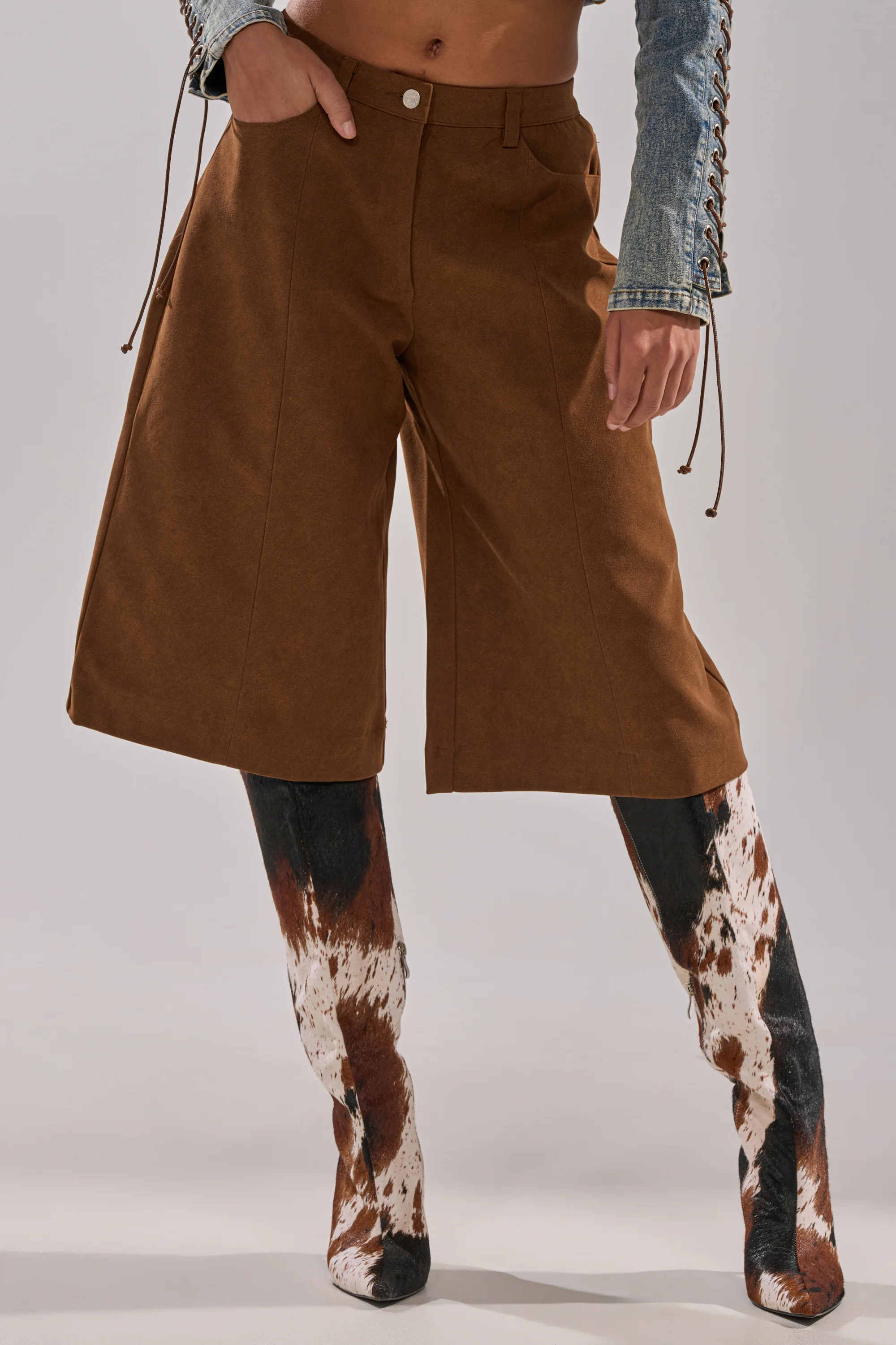 I KNOW IT SUEDE JORTS - Image 2