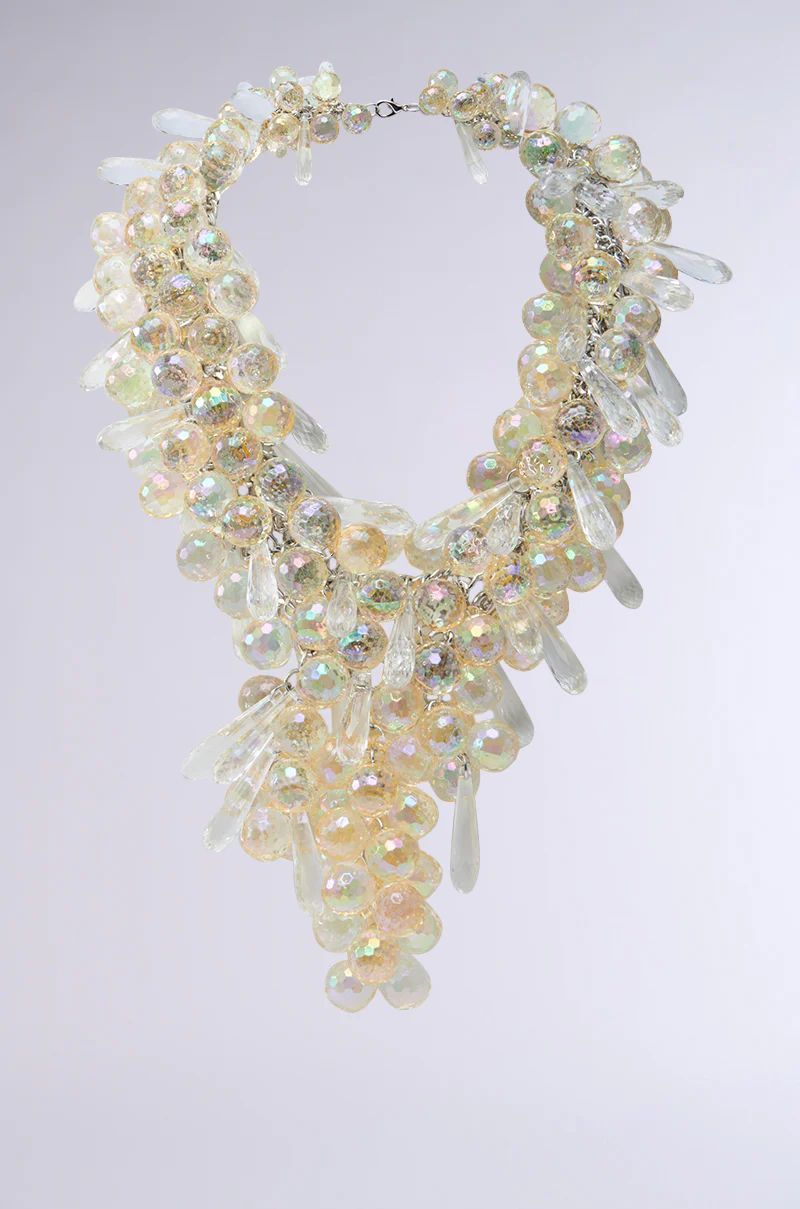 ICONIC BEAUTY NECKLACE