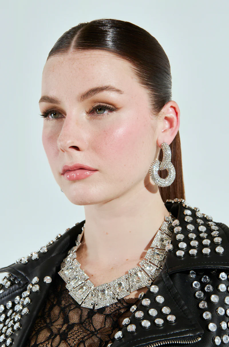 IM ON IT EARRING - Image 3