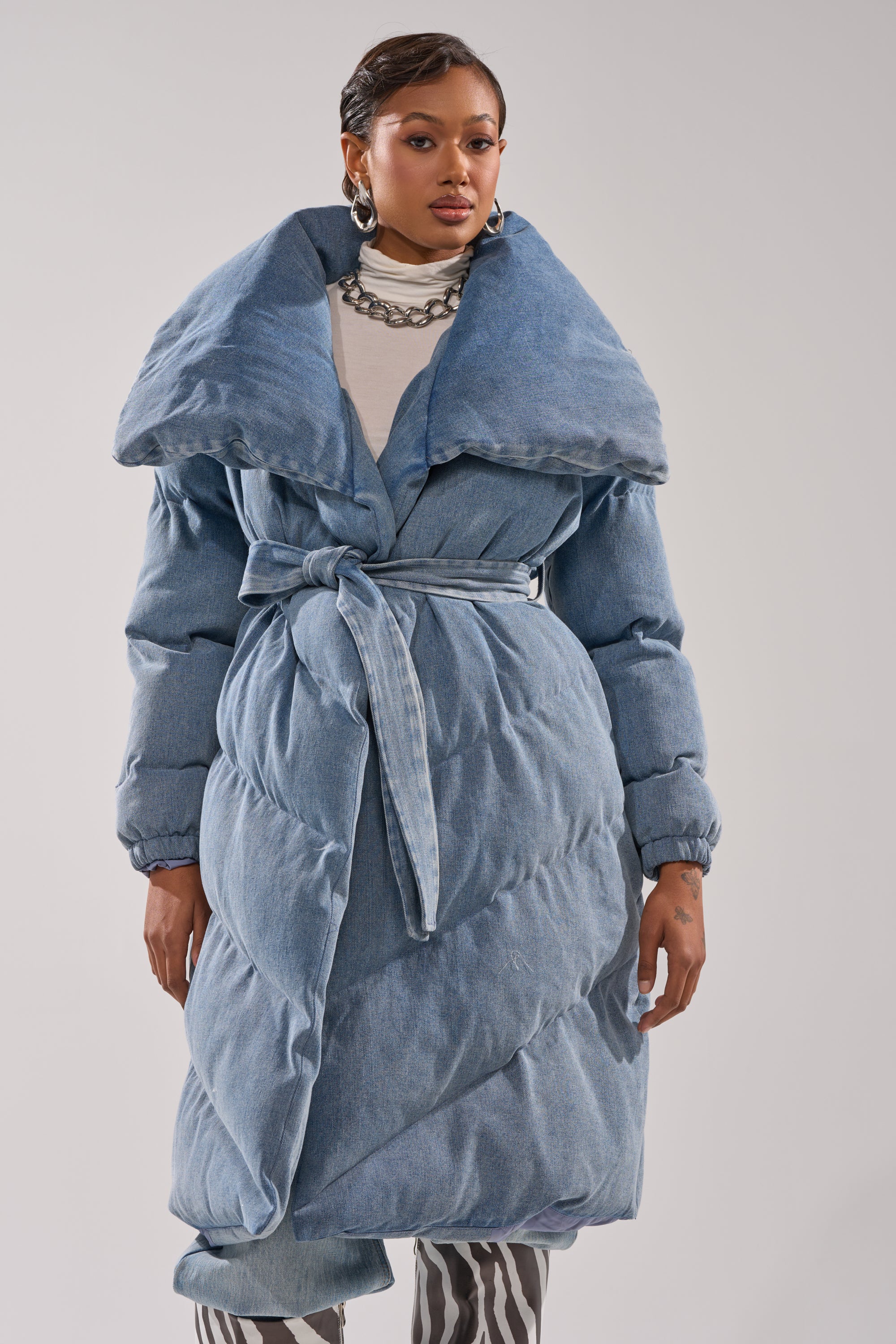 I'M OUTSIDE DENIM PUFFER - Image 3