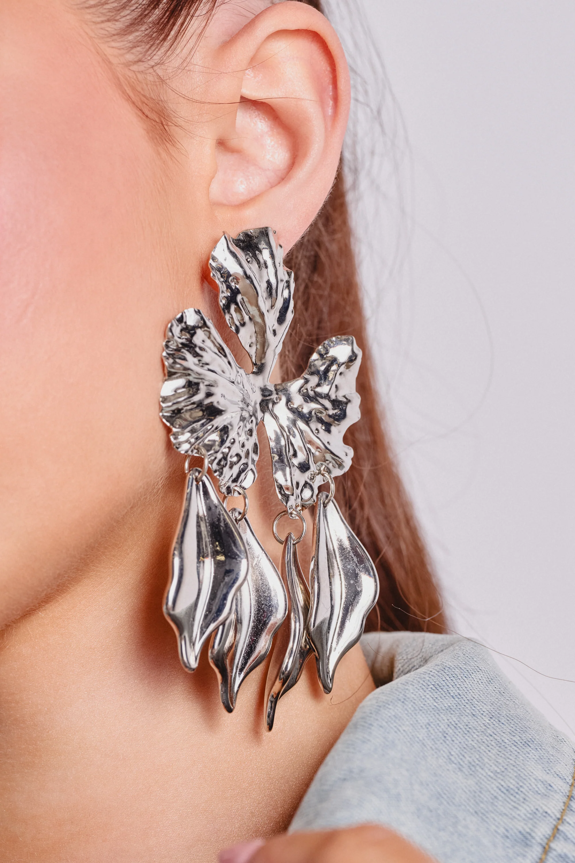 IN BLOOM EARRING - Image 2