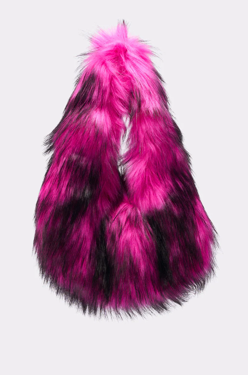 IN NYC FAUX FUR PURSE - Image 4