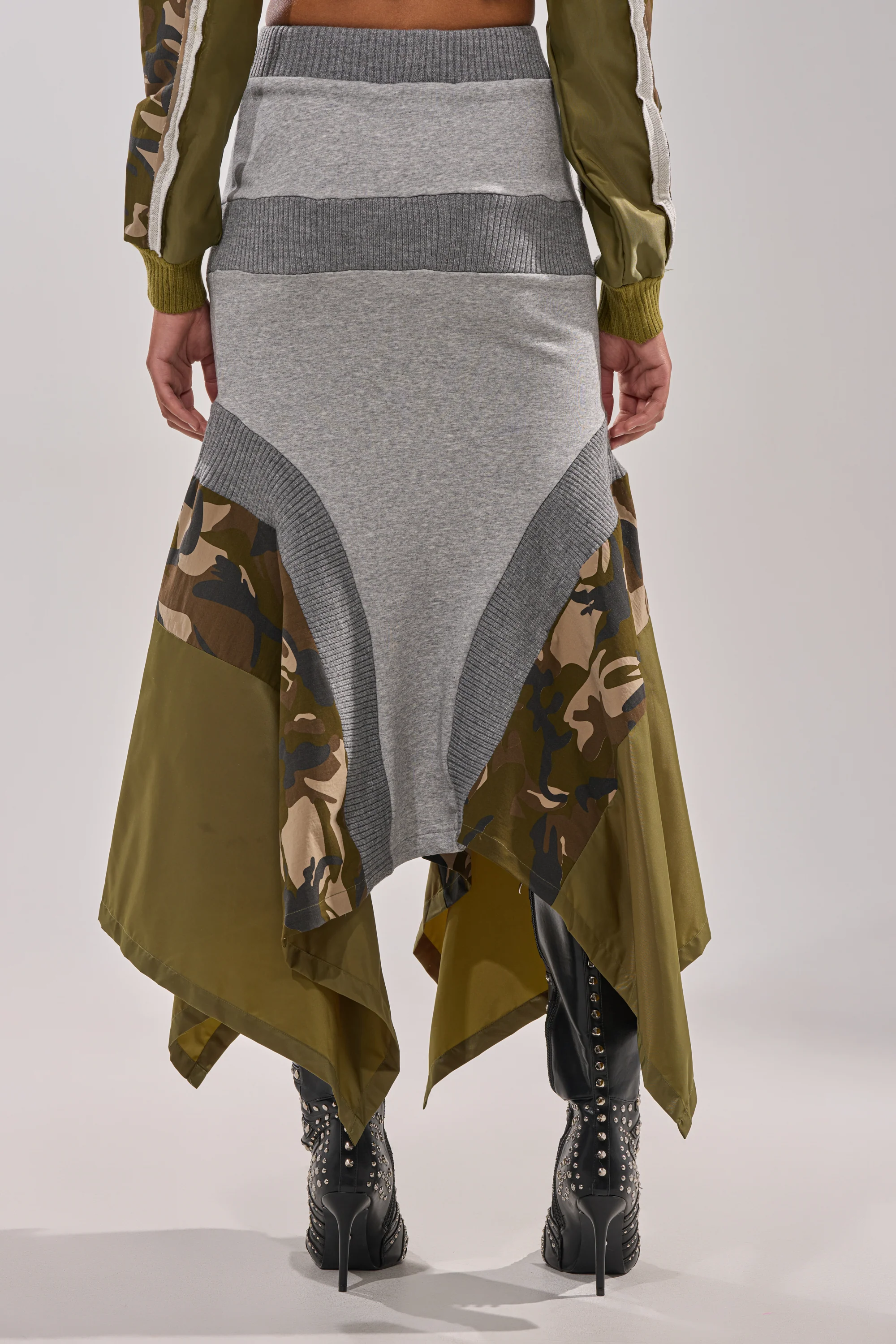 INES COLORBLOCKED MAXI SKIRT - Image 5