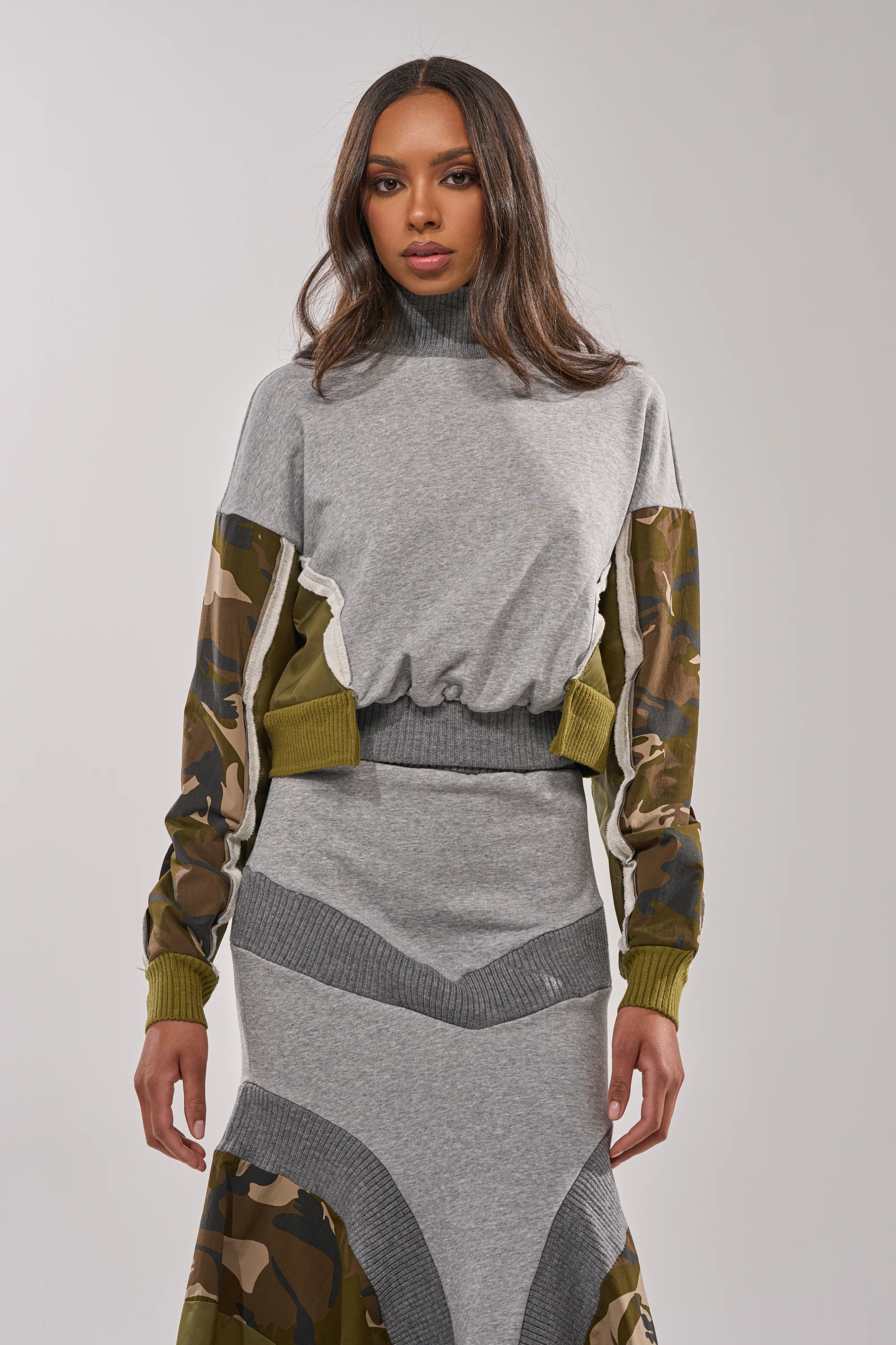 INES COLORBLOCKED SWEATSHIRT
