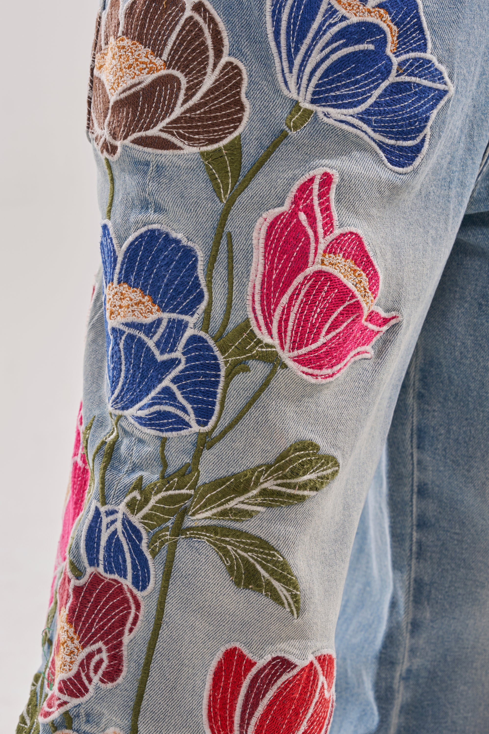 INTO THE GARDEN FLORAL EMBROIDERED DENIM JEANS - Image 8