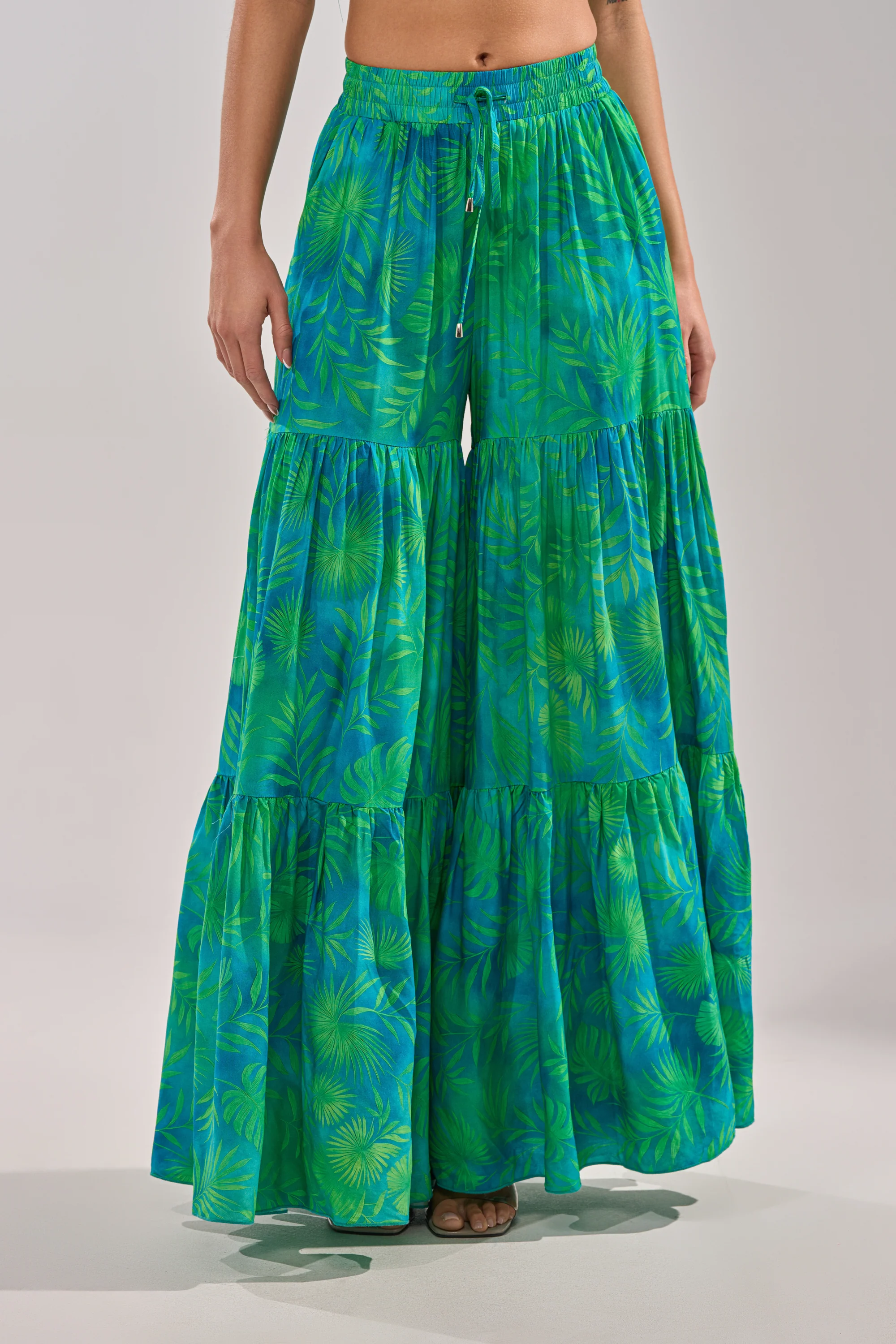 INTO THE GARDEN PALAZZO PANT IN GREEN - Image 4