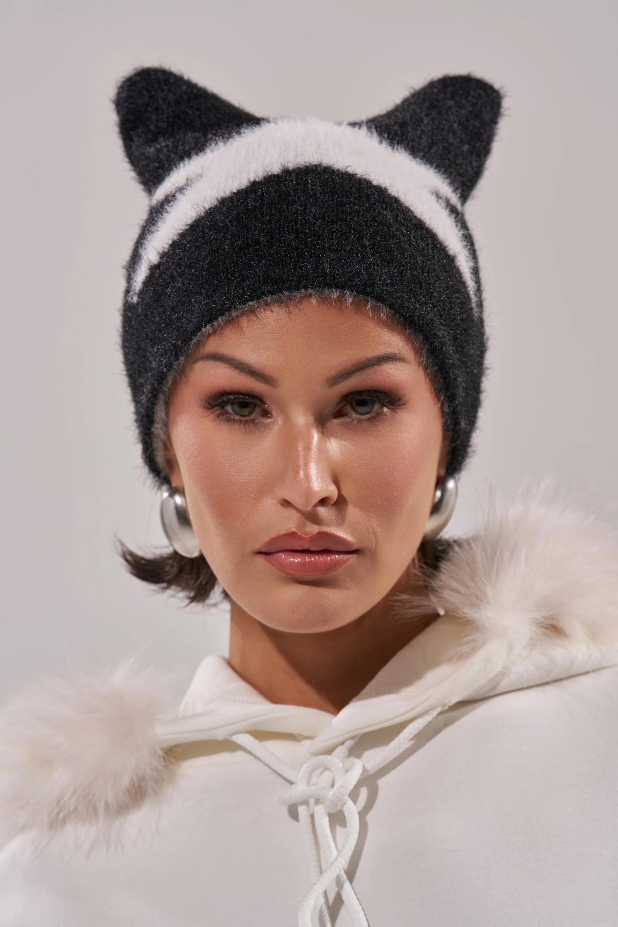 IT GURL BEANIE - Image 5