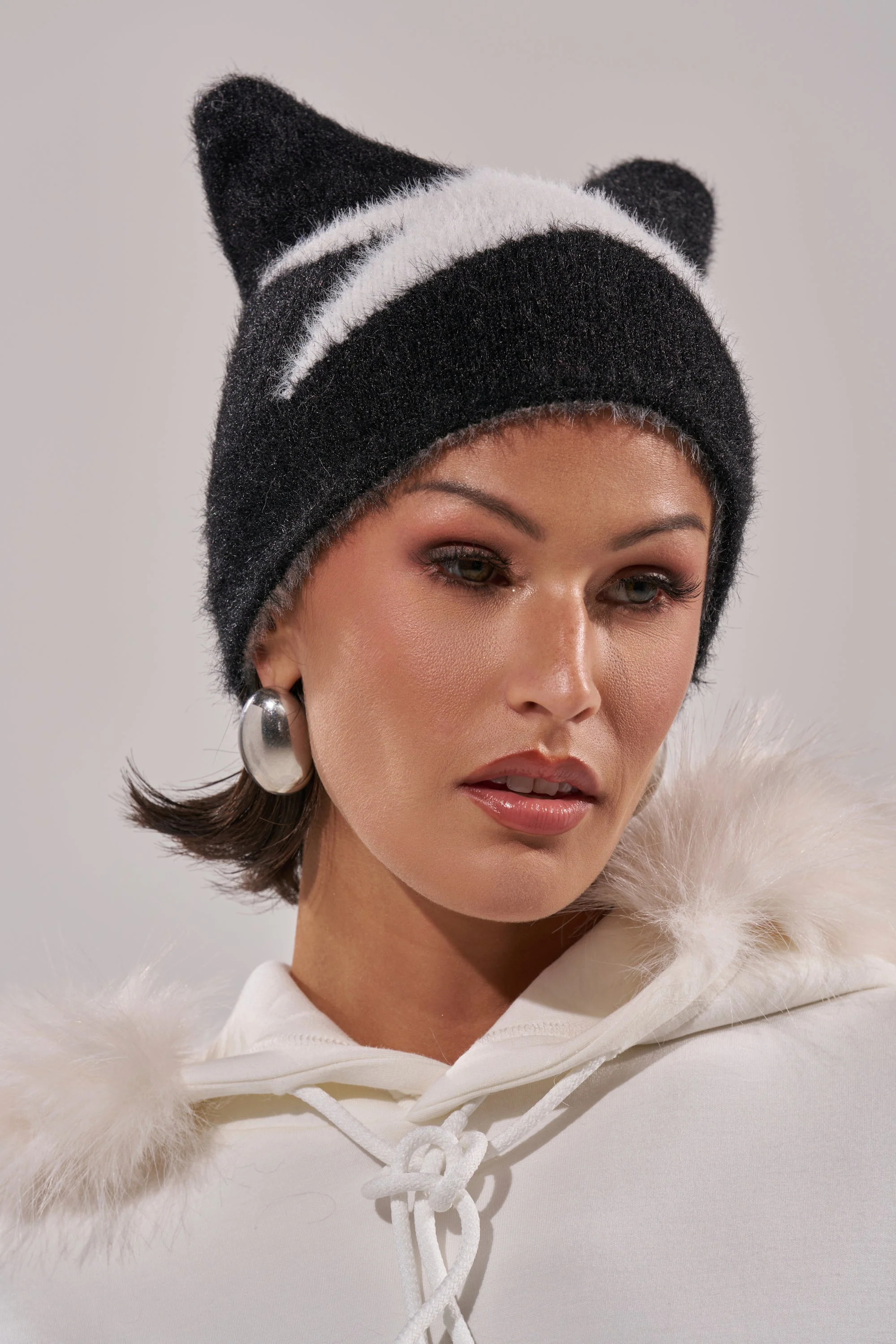 IT GURL BEANIE - Image 7