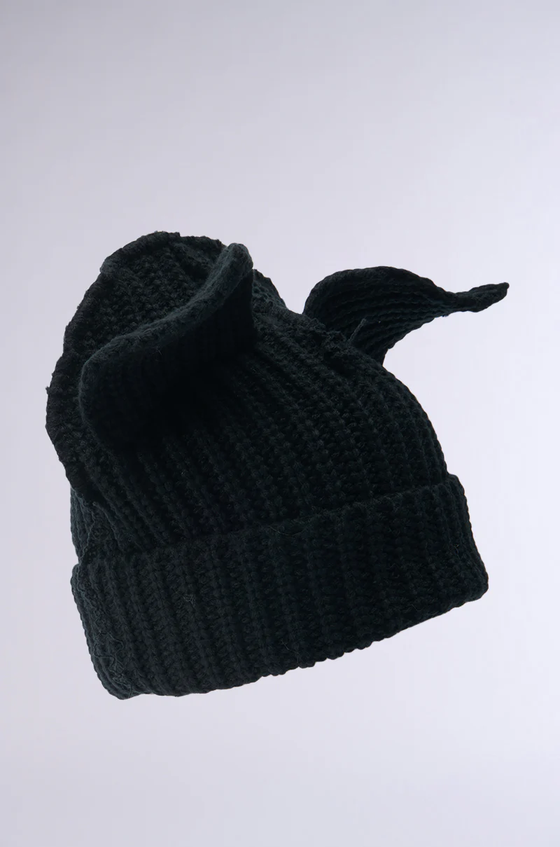 IT GURL BEANIE - Image 3
