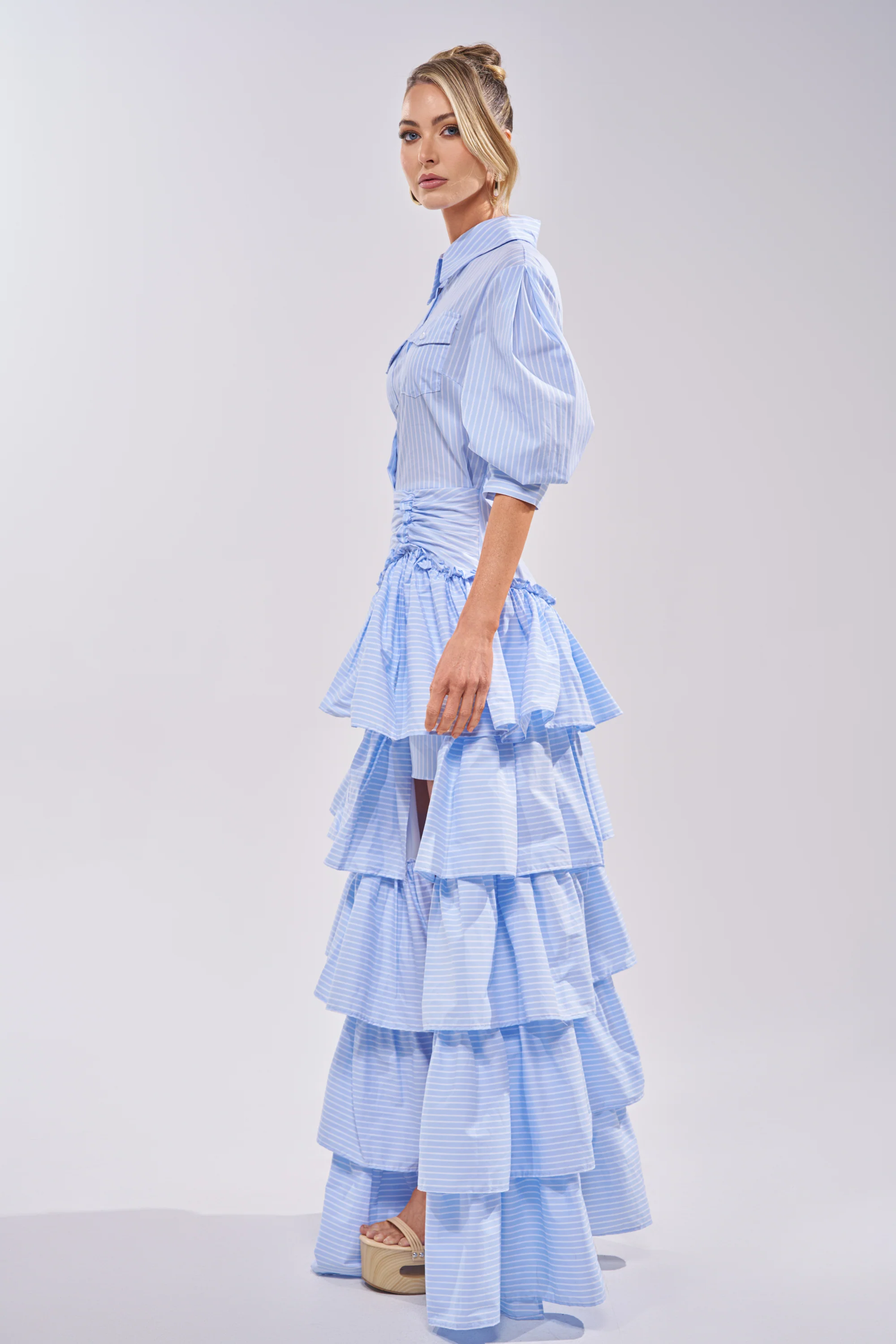 IT'S A DATE POPLIN MAXI DRESS IN BLUE - Image 4