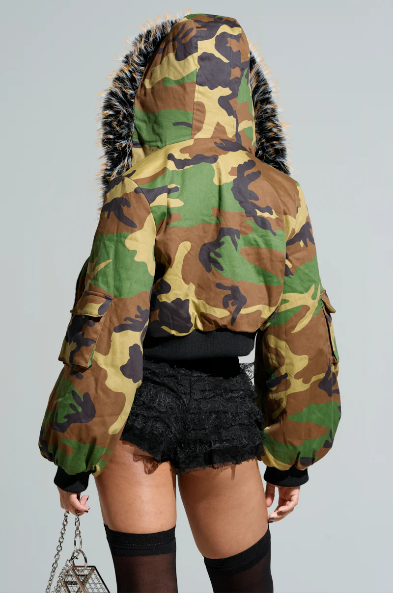 ITTY BITTY CROPPED BOMBER IN CAMO - Image 5