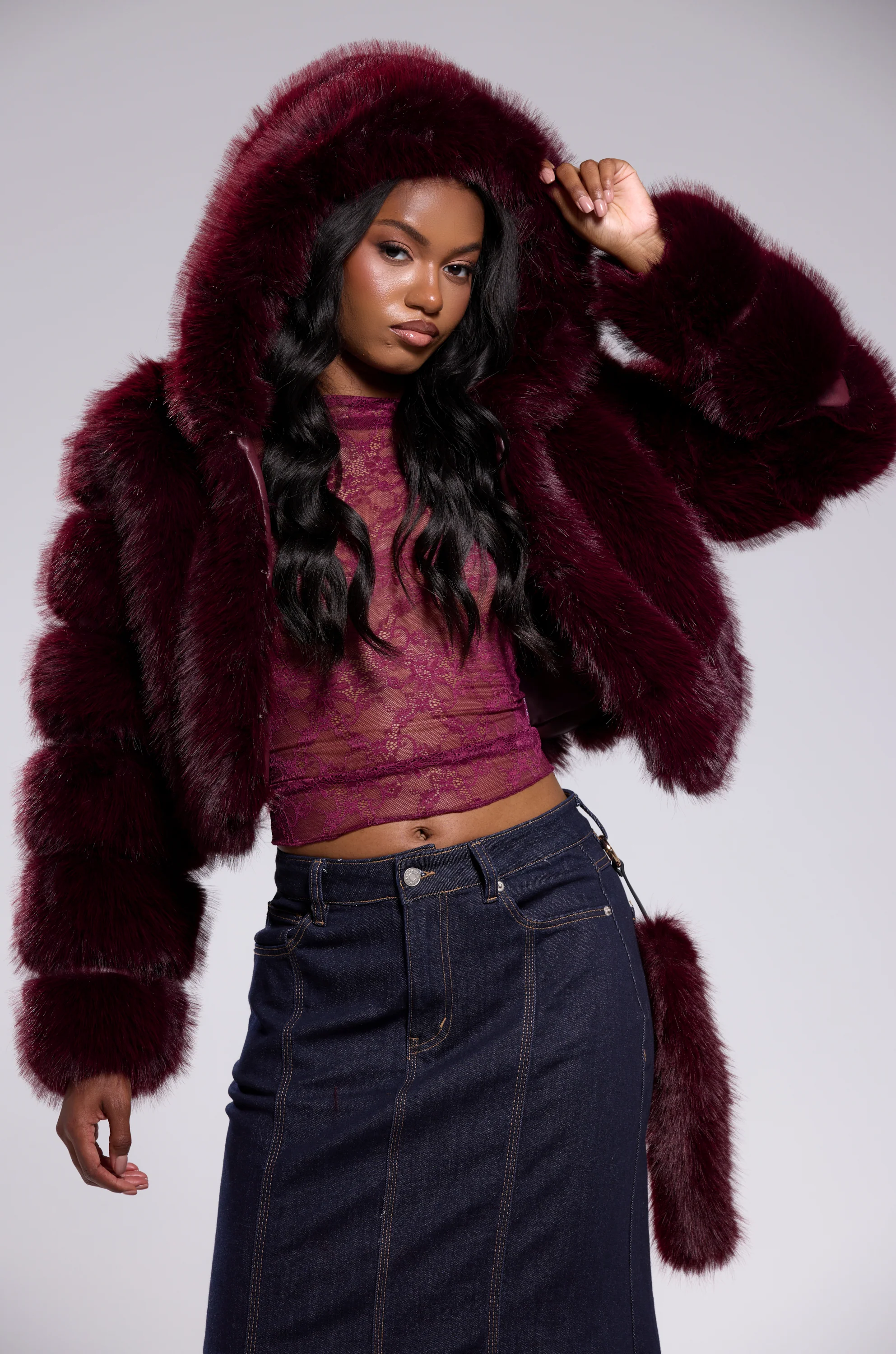 JOLENE FAUX FUR COAT IN BURGUNDY - Image 4